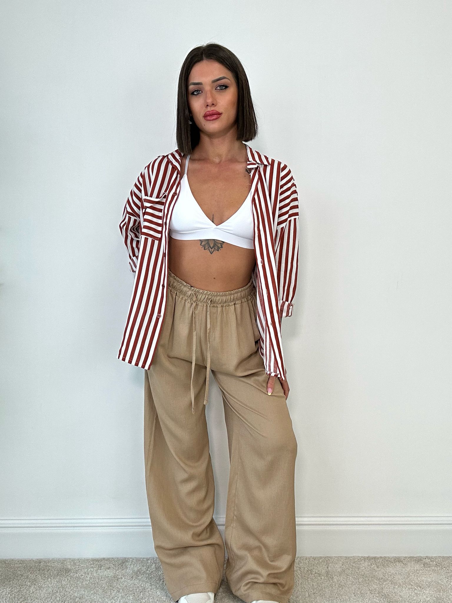 Pantalone in Lino con Laccetti - Beige Scuro