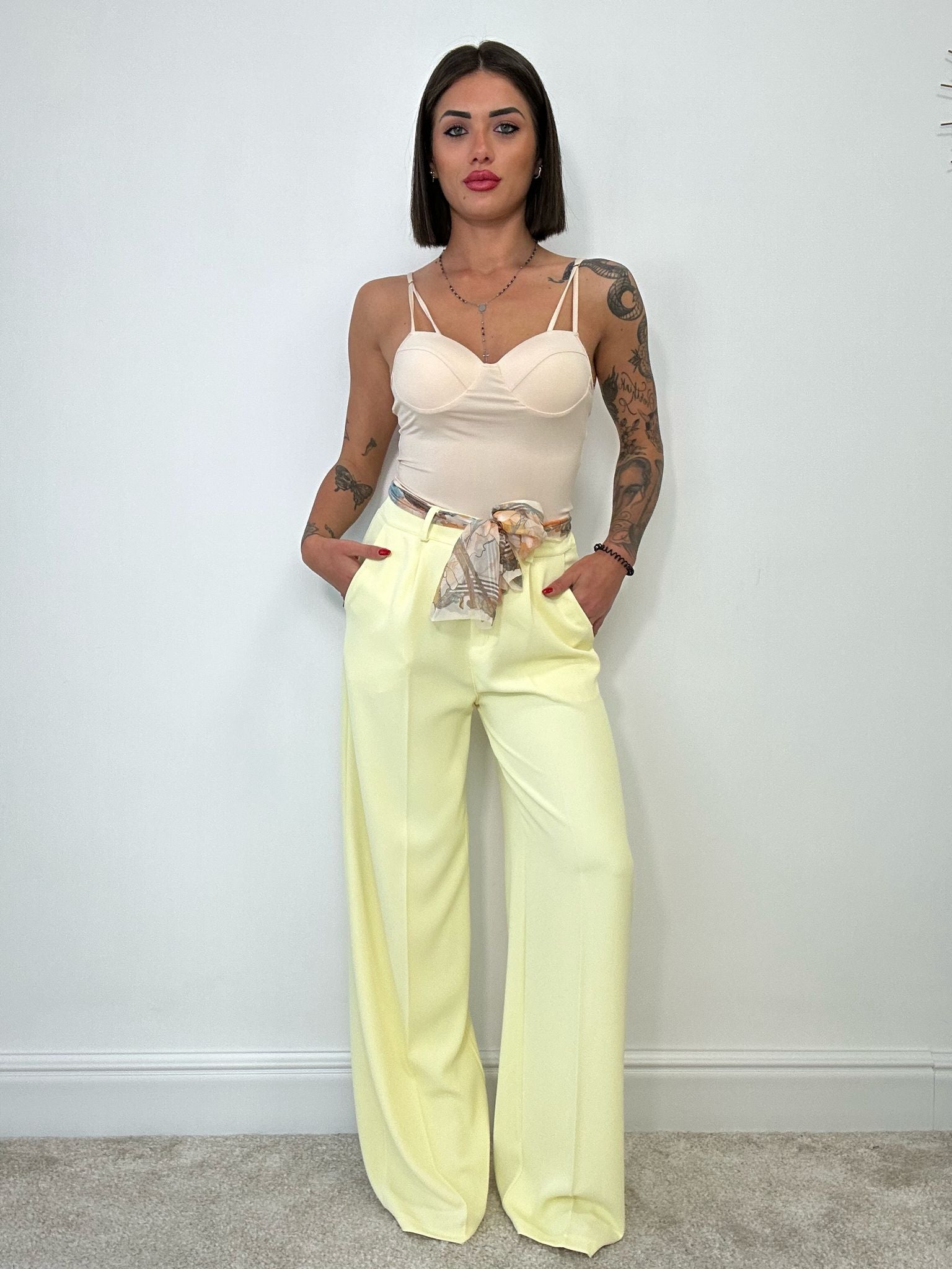 Pantalone Classico con Foulard - Giallo