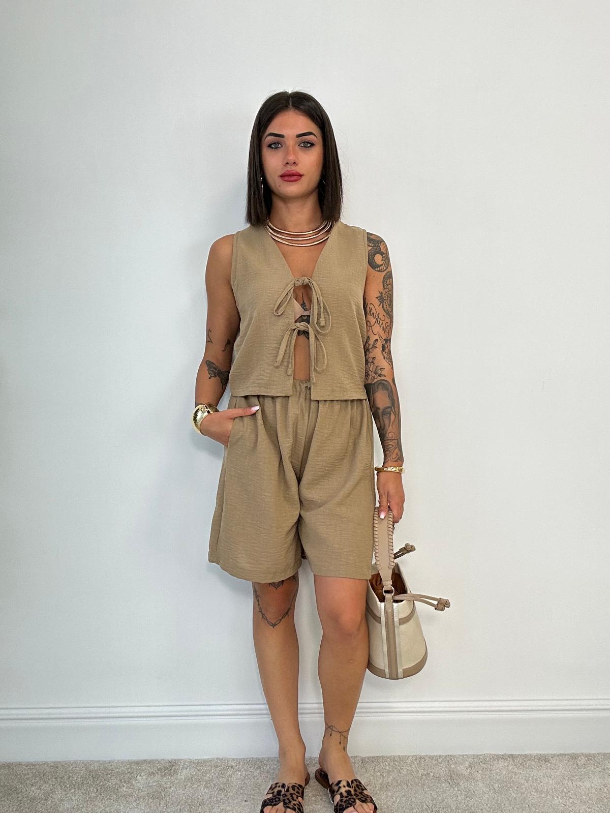 Coordinato Sofia (Top + Pantaloncino) Fango
