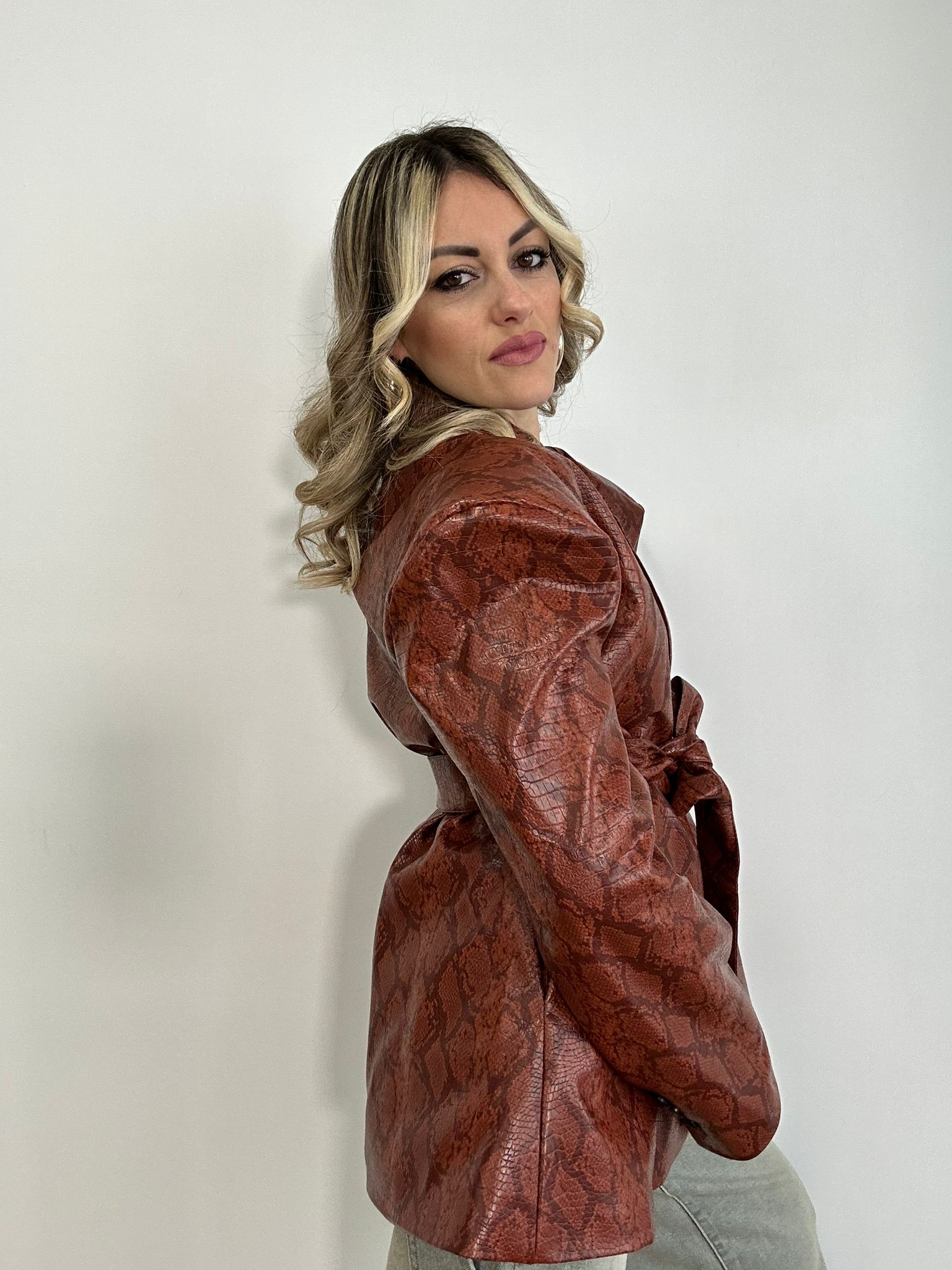 Blazer ecopelle pitonata C26 - Coccio