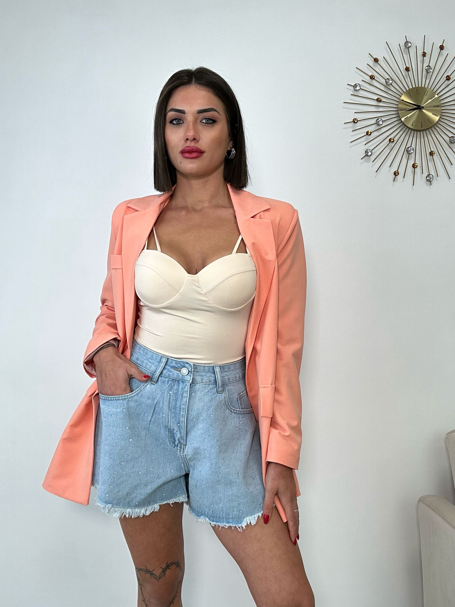 Shorts di Jeans a Campana con Strass