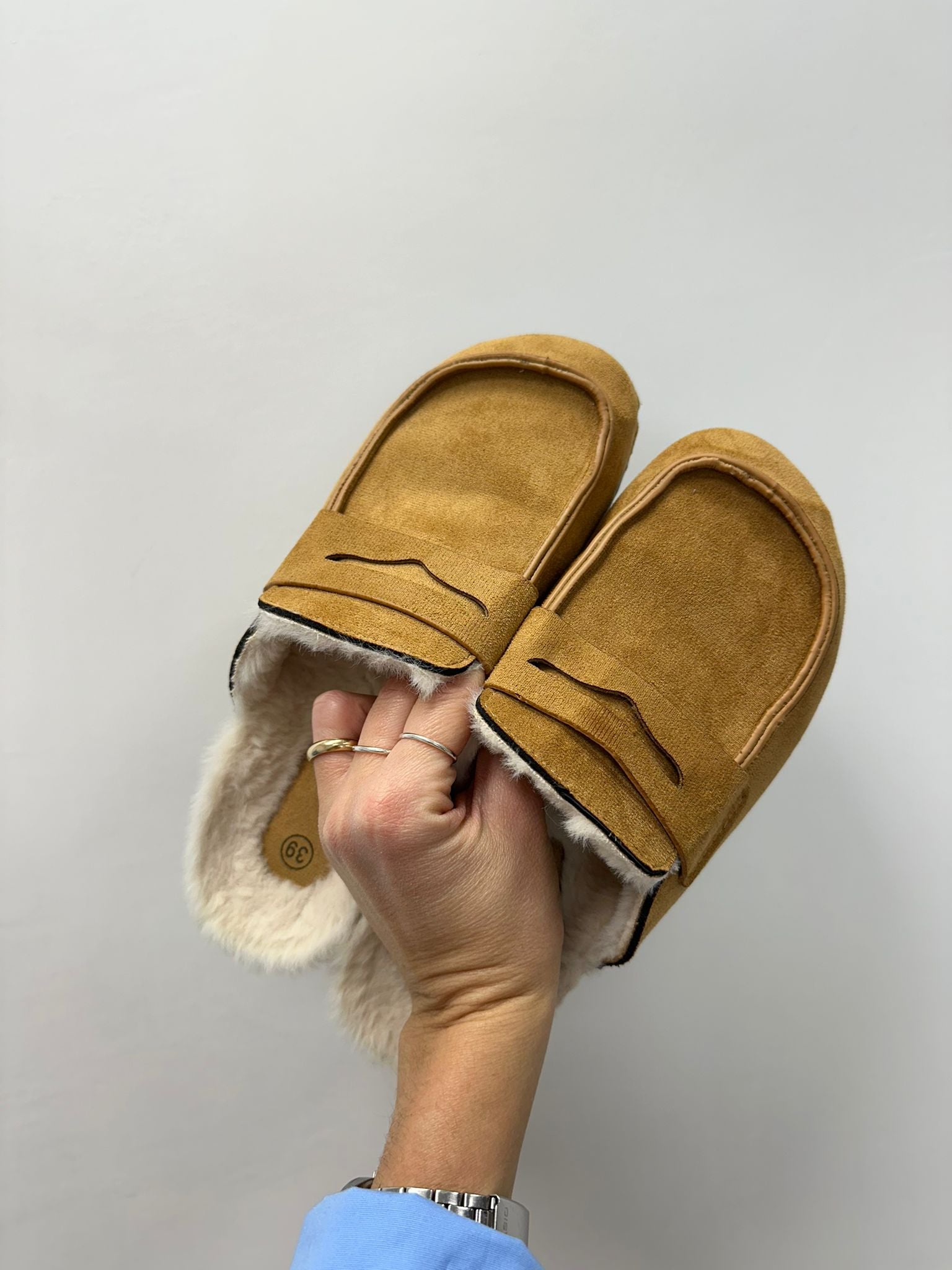 Slippers basse con ecopelliccia interna - Camel - SC50