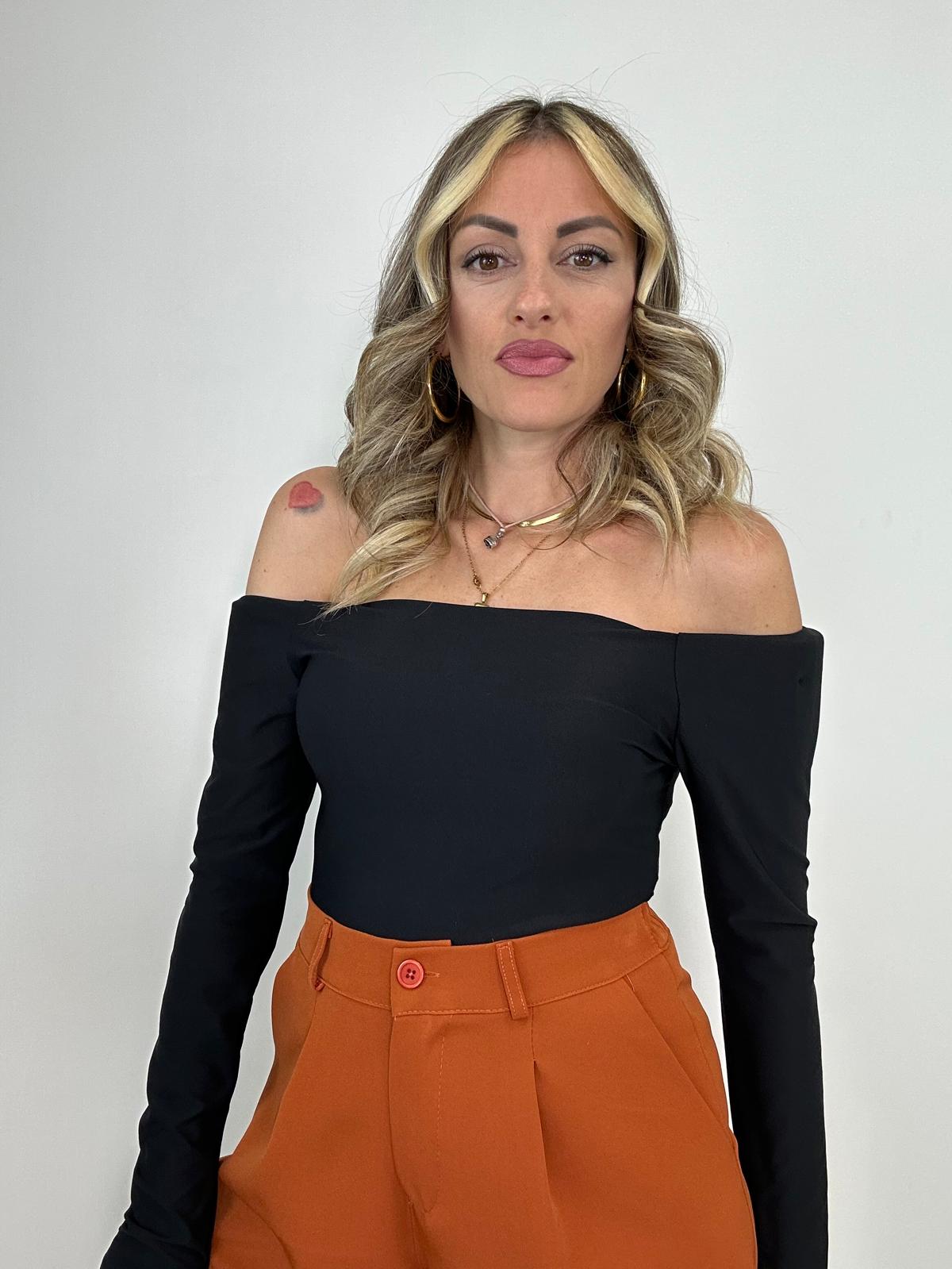Body 16370 scollo a barca - Nero