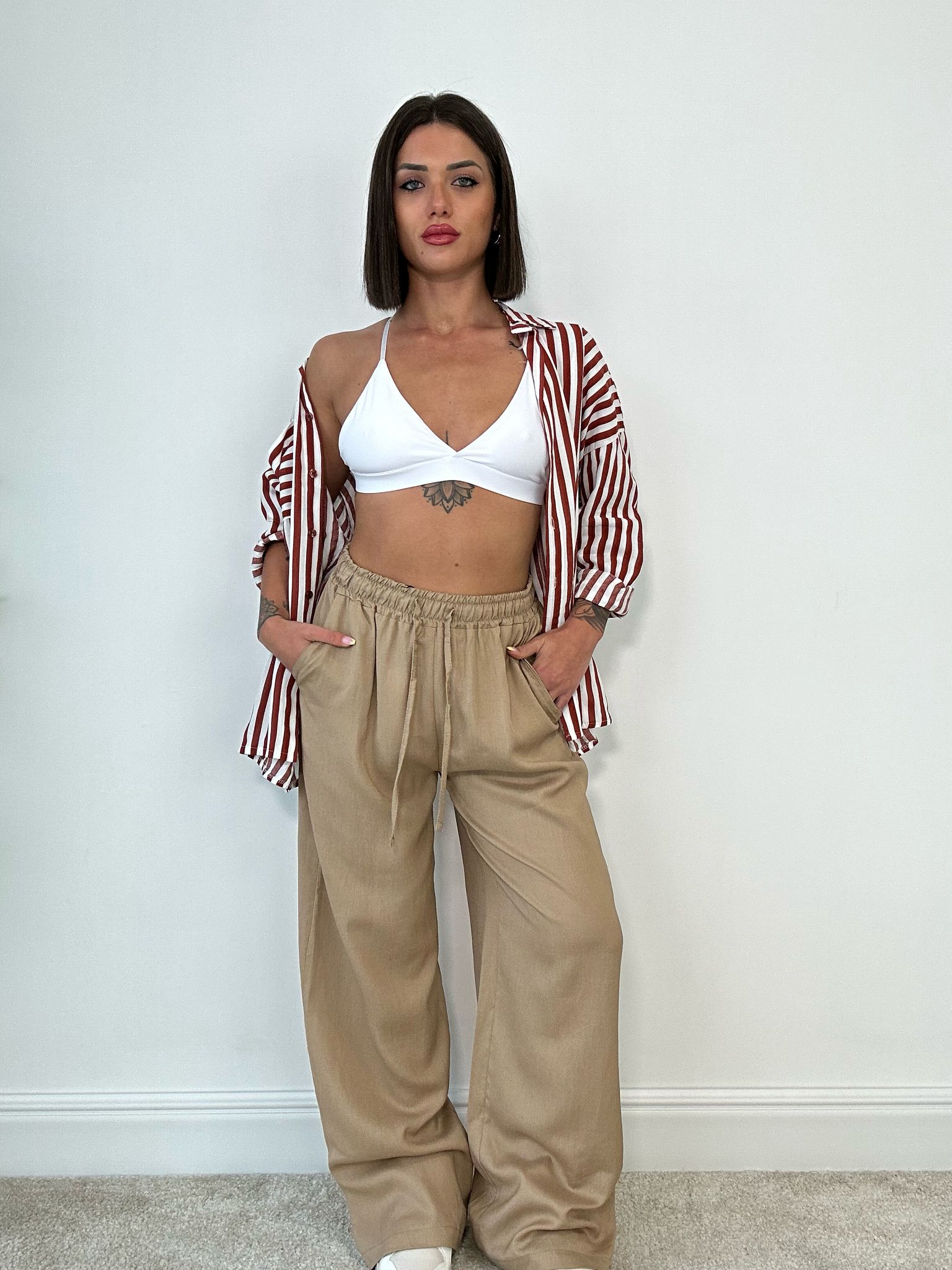 Pantalone in Lino con Laccetti - Beige Scuro