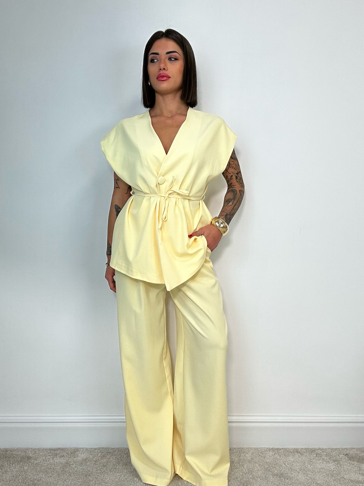 Coordinato Malaga (Giacca Smanicata+ Pantalone) Giallo