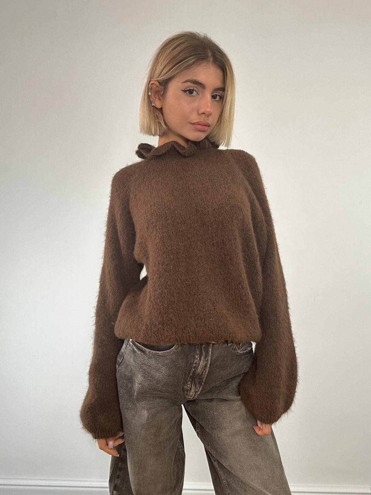 3039 Rüschenpullover - Braun