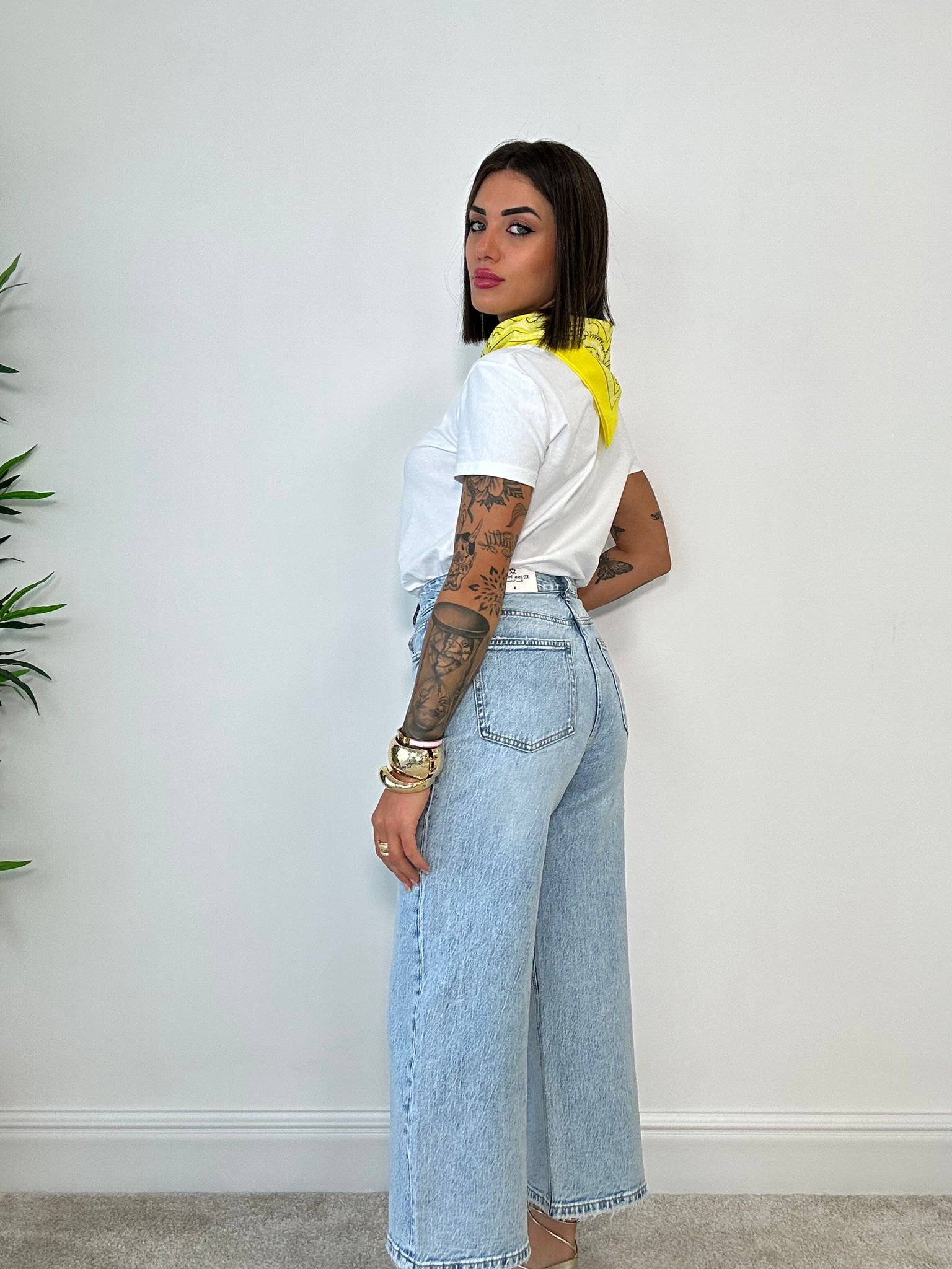 Jeans modello capri a palazzo - Lavaggio chiaro