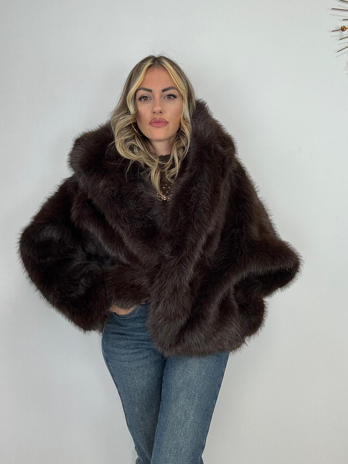 Cappotto in eco pelliccia PJ121 - Marrone