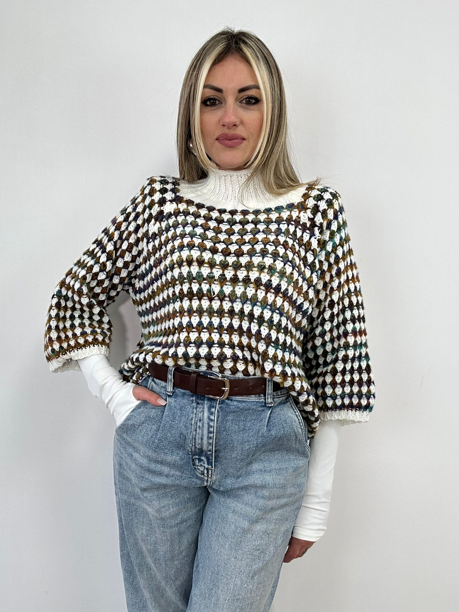 Maglione 137 - Fondo Bianco