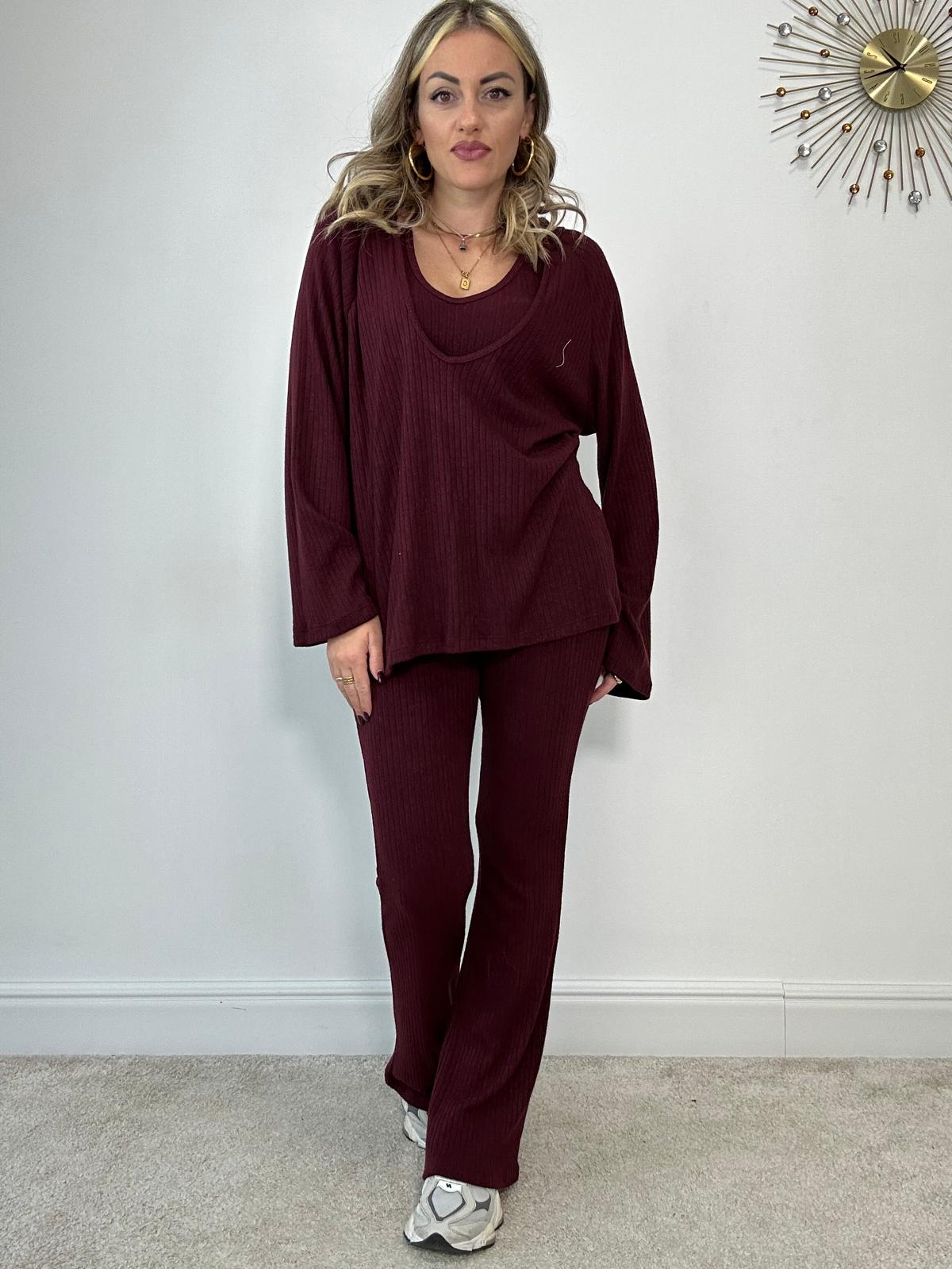 Coordinato ( Pantalone + top + maglia ) Bordeaux