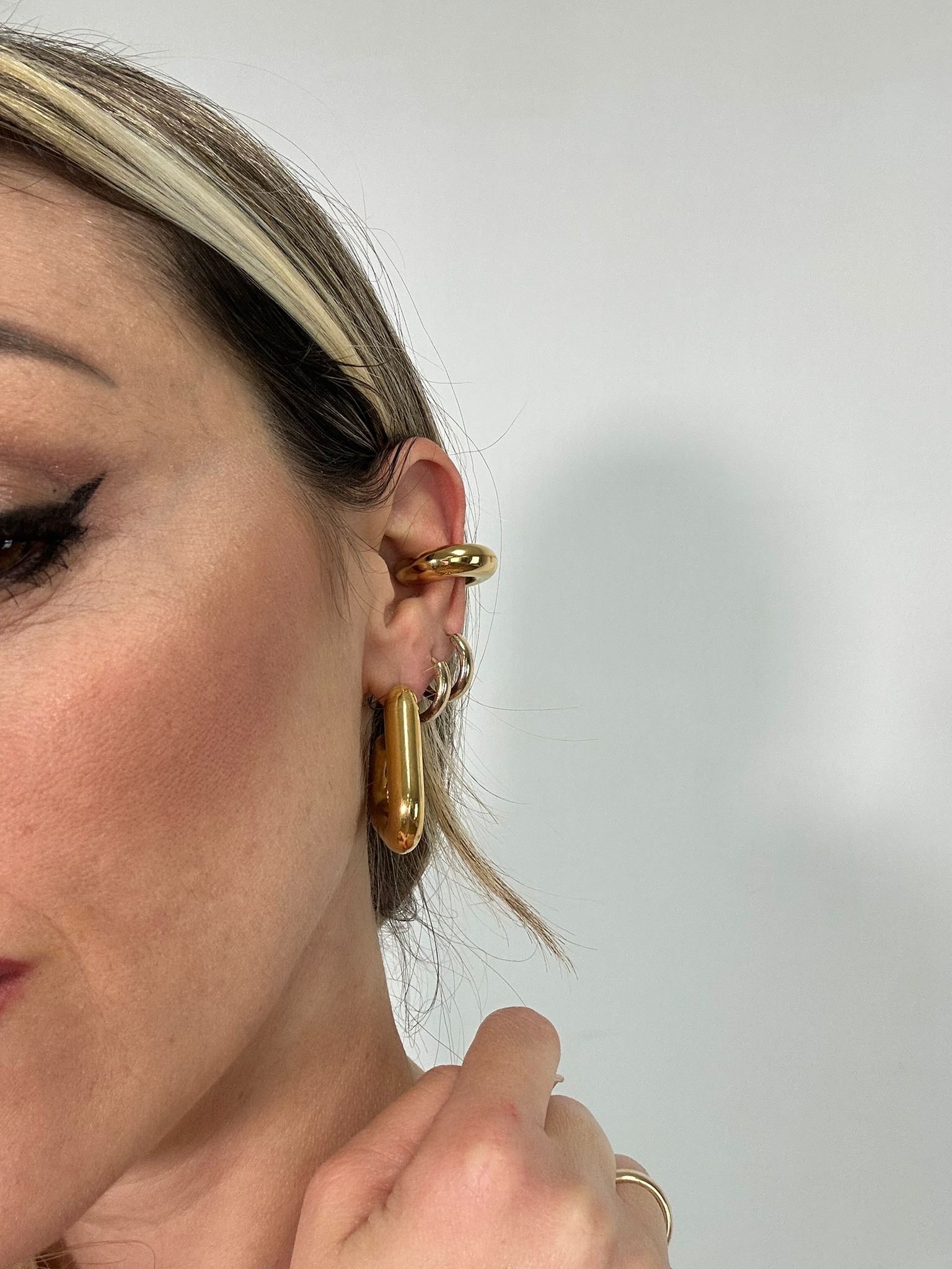 Orecchini a triangolo bombati - Oro