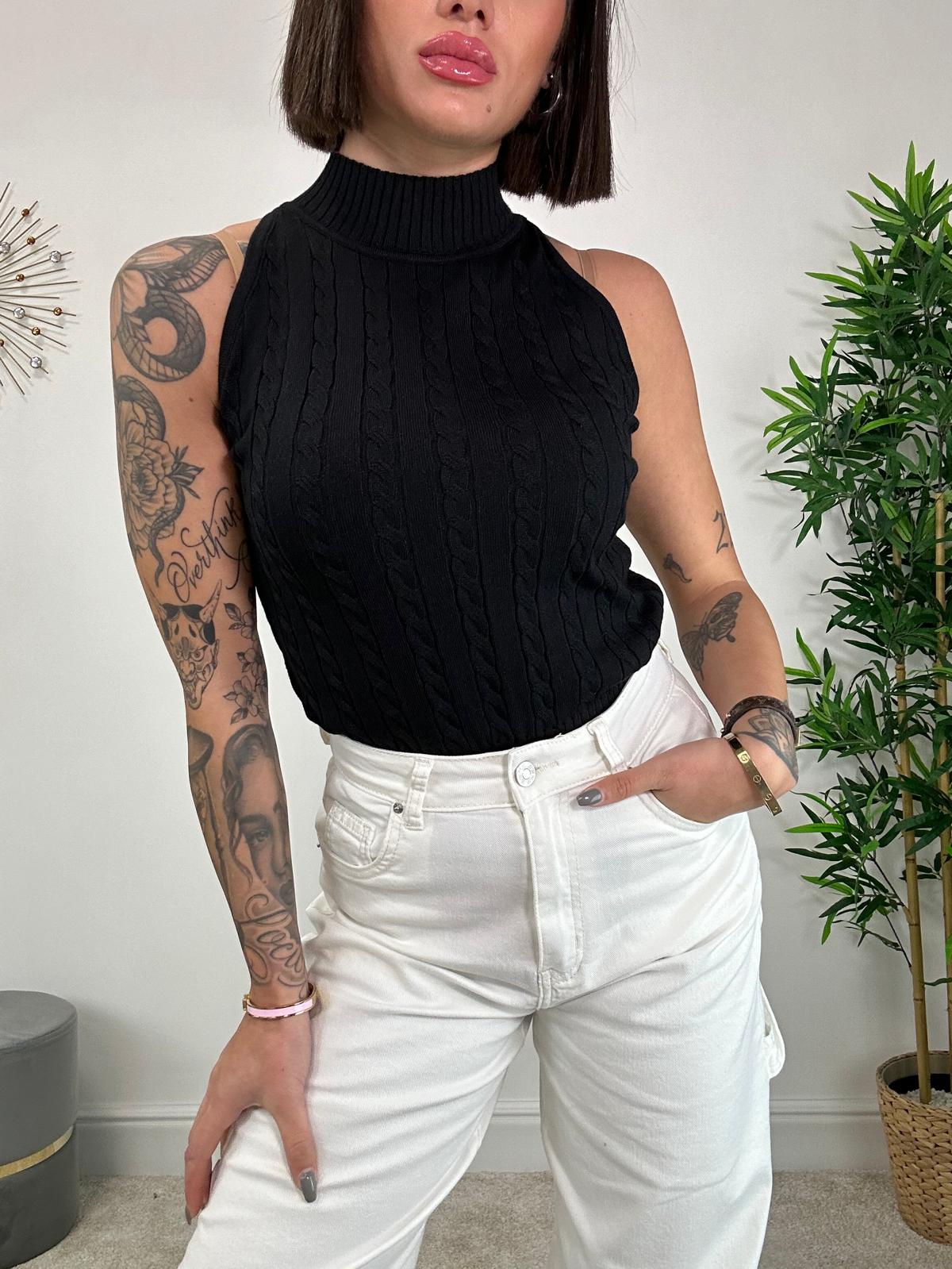 Pull torsadé sans manches - Noir