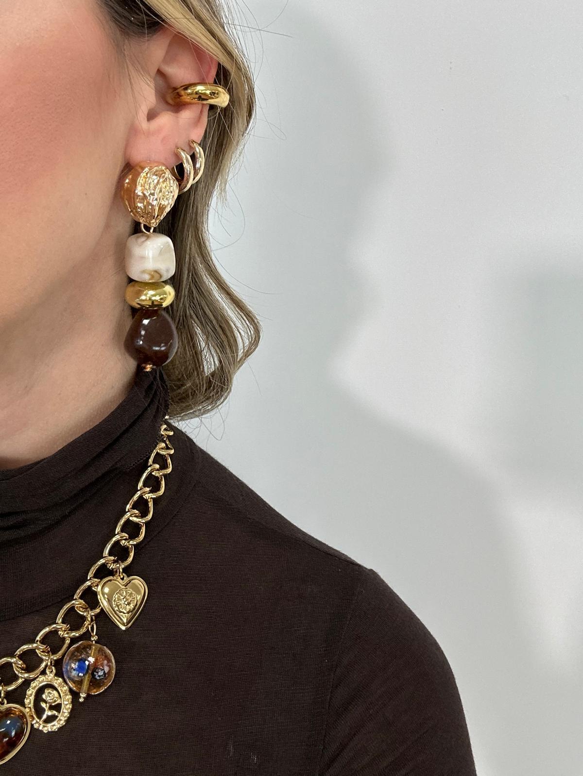 Orecchini pendenti con panna e marrone