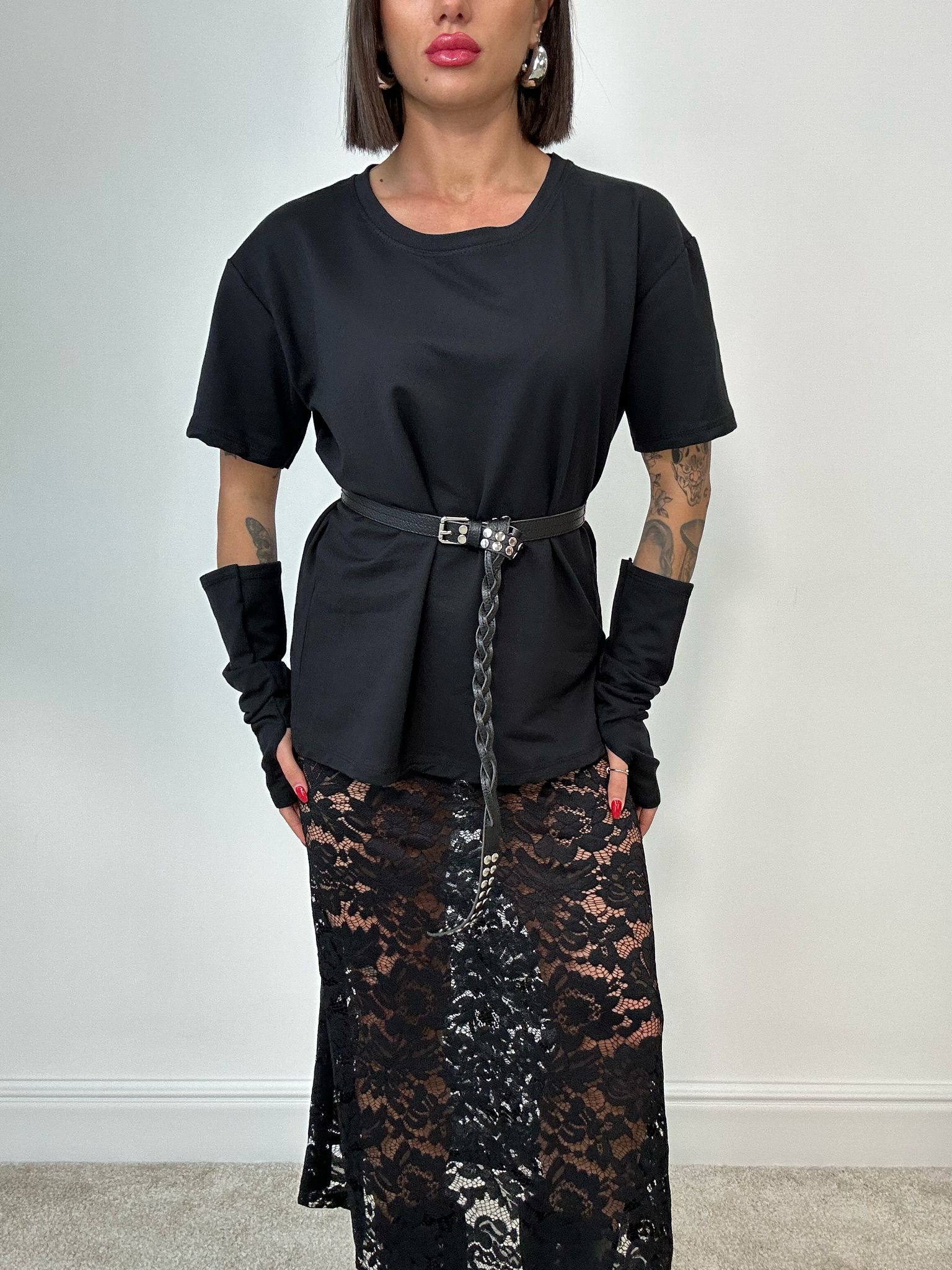 T-Shirt con Manicotti - Nero