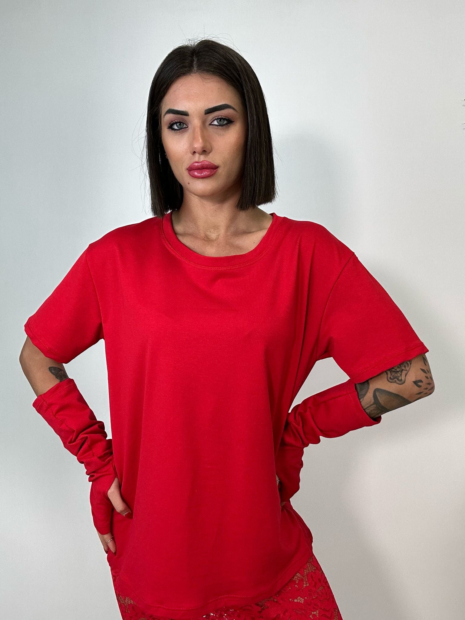 T-Shirt con Manicotti - Rosso
