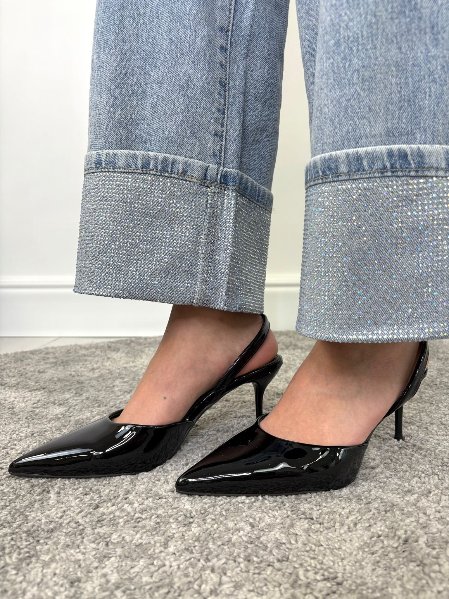 Escarpins à bride arrière en cuir verni - Noir