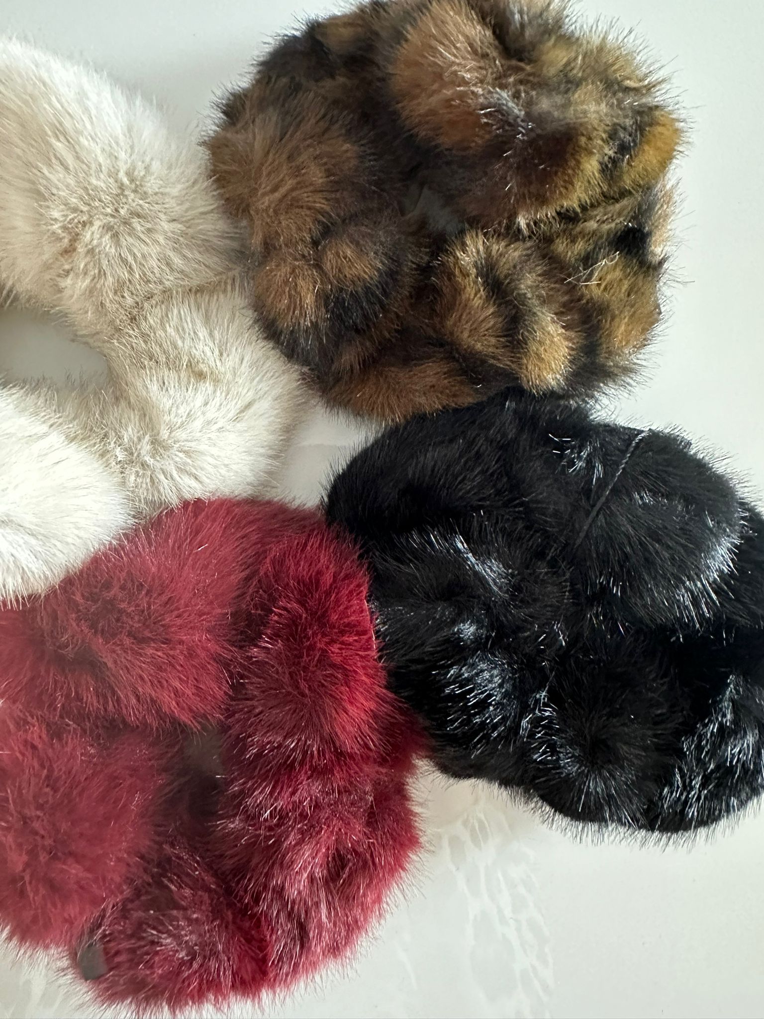 Elastico per capelli in peluche - Vari colori