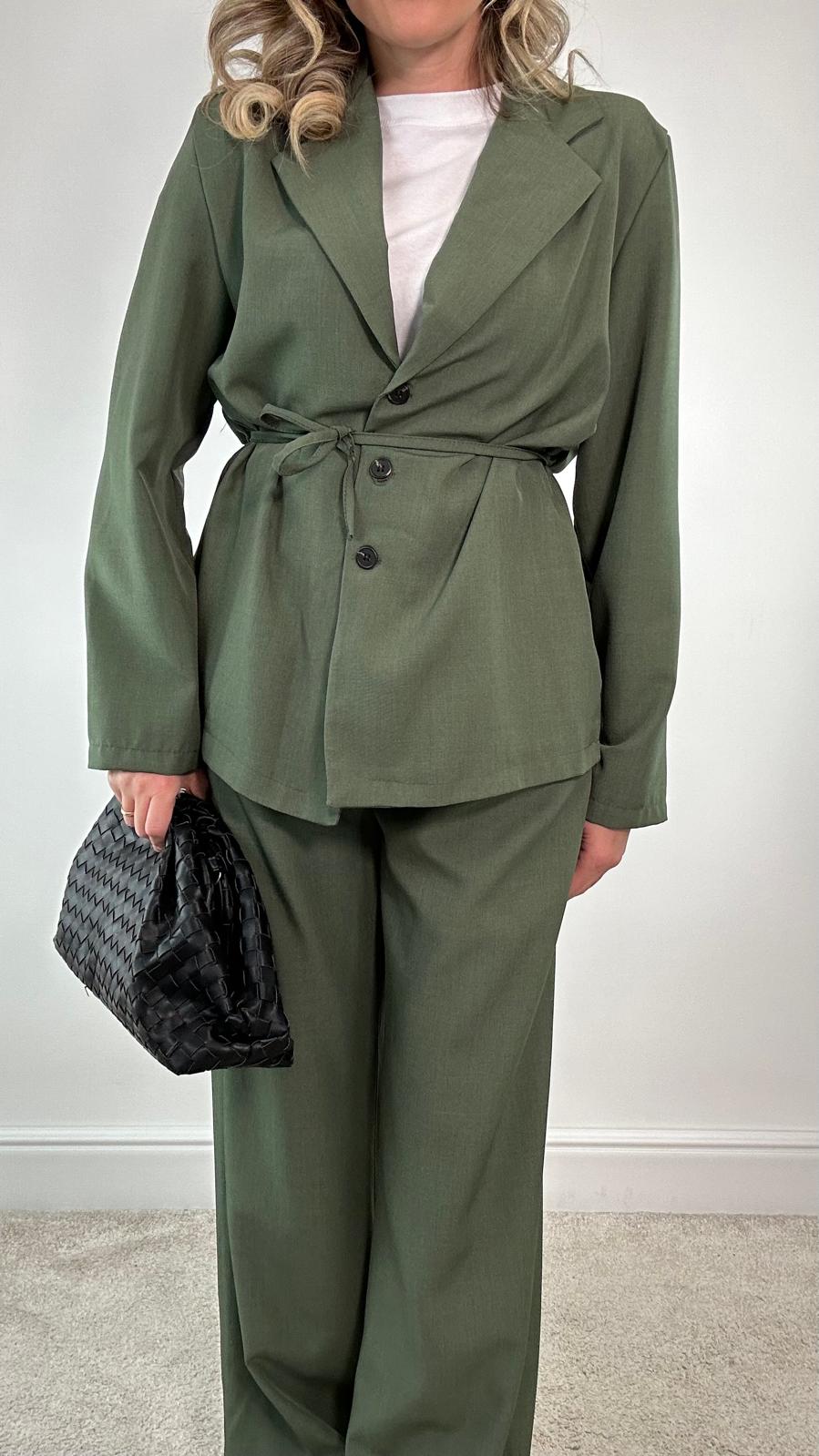 Coordinato M13351 (Camicia + Pantalone) Verde