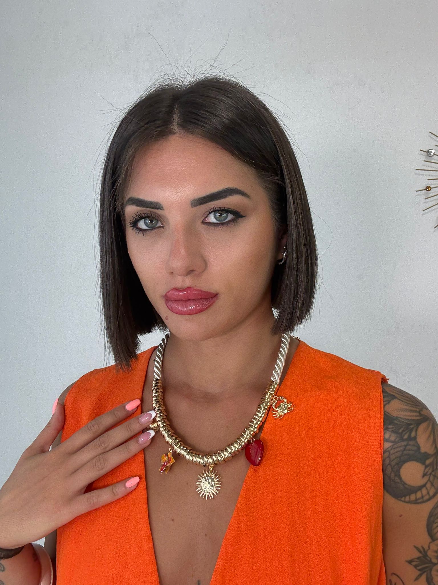 Collana in corda con anellini oro e ciondoli - Oro