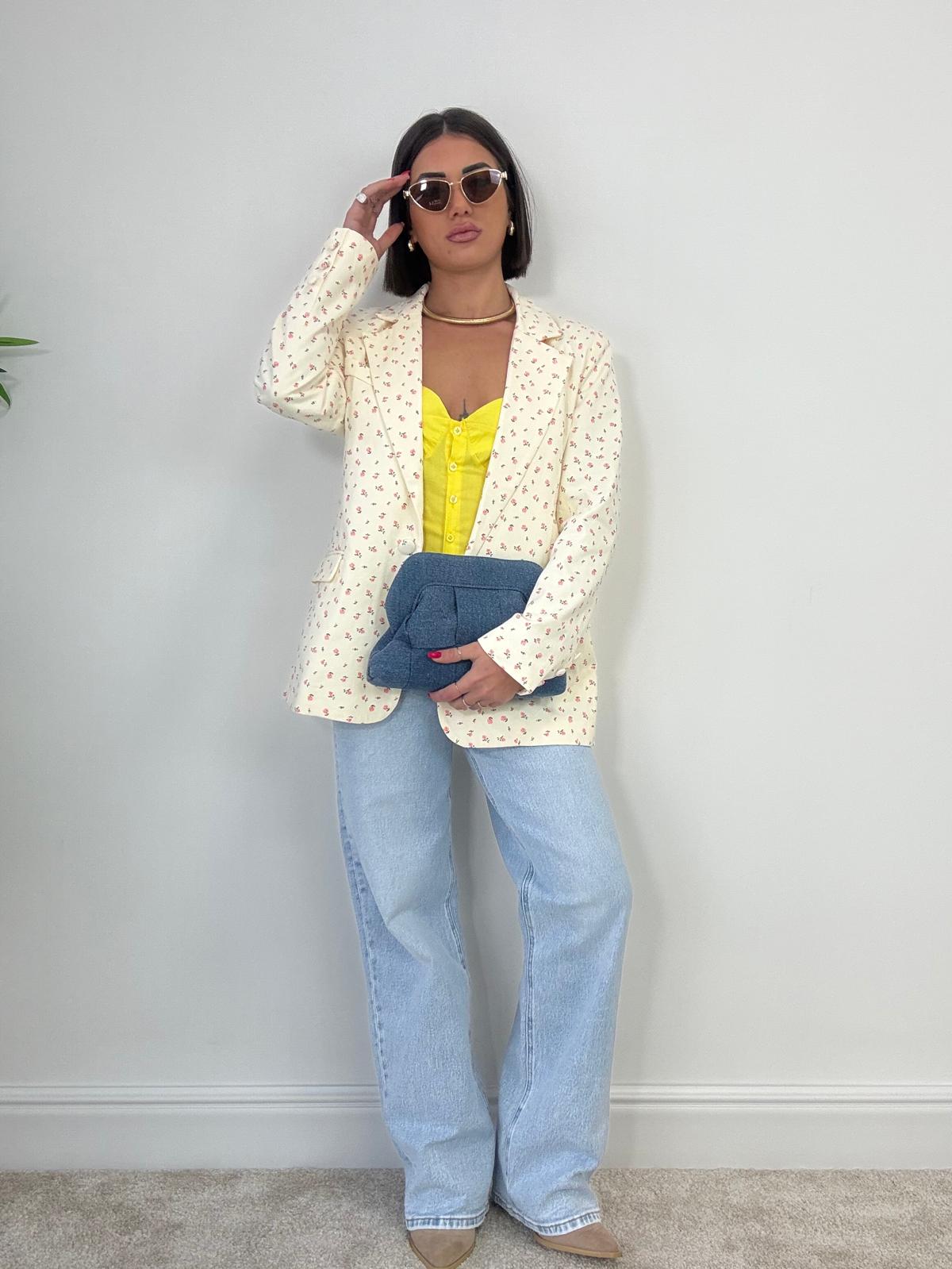 Blazer à roses - crème
