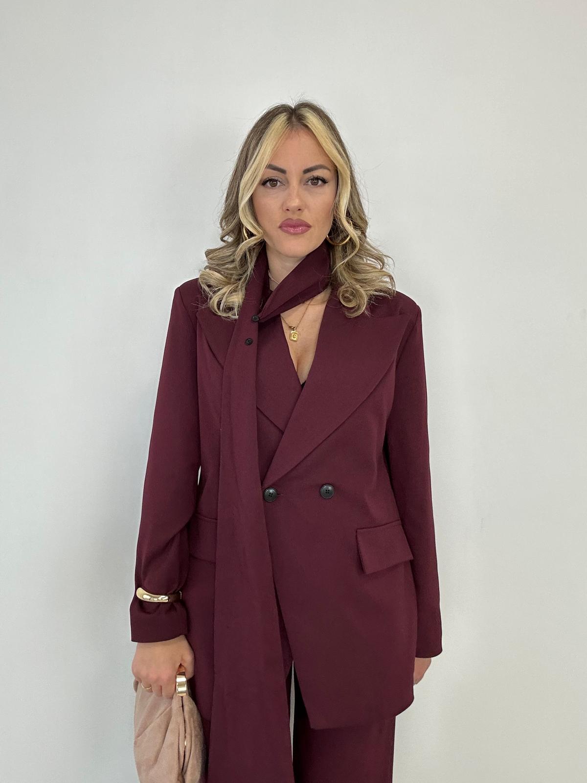 Tailleur 2612 (Blazer con foulard + Pantalone) Bordeaux