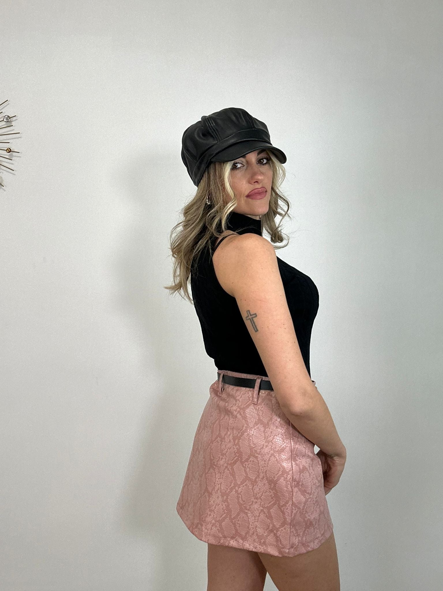 Gonna con pantaloncino in ecopelle pitonata GCH222 - Rosa