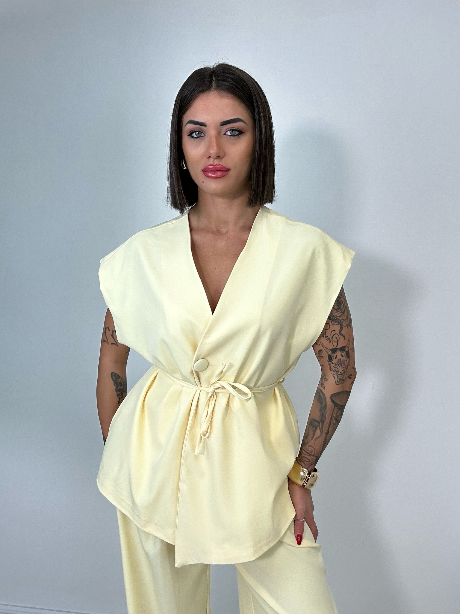 Coordinato Malaga (Giacca Smanicata+ Pantalone) Giallo