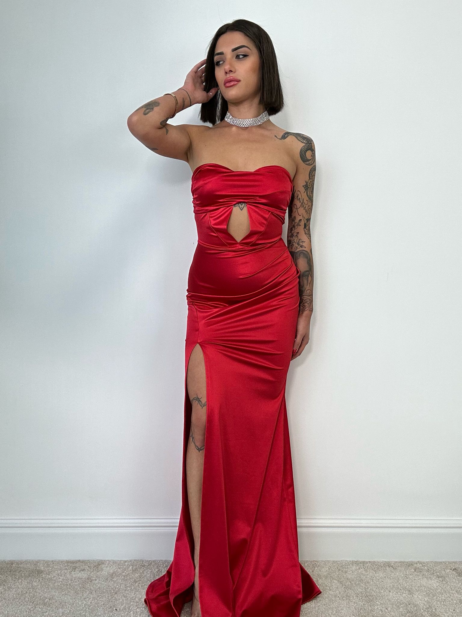 Bandeau-Kleid mit Öffnung - Rot