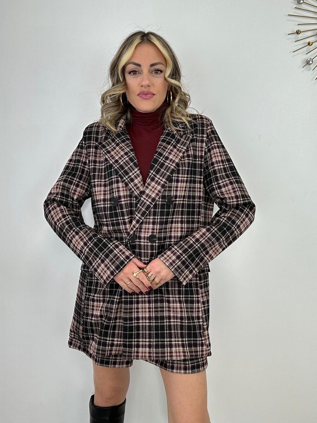 Coordinato scozzese M13368 (Blazer + Pantaloncino) Bordeaux e nero