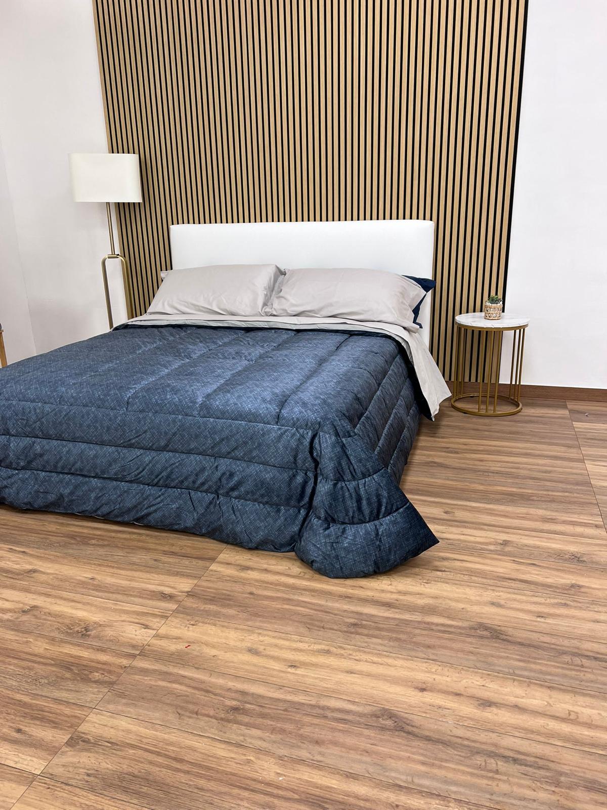 Trapunta matrimoniale in velluto Rey - Blu Lava