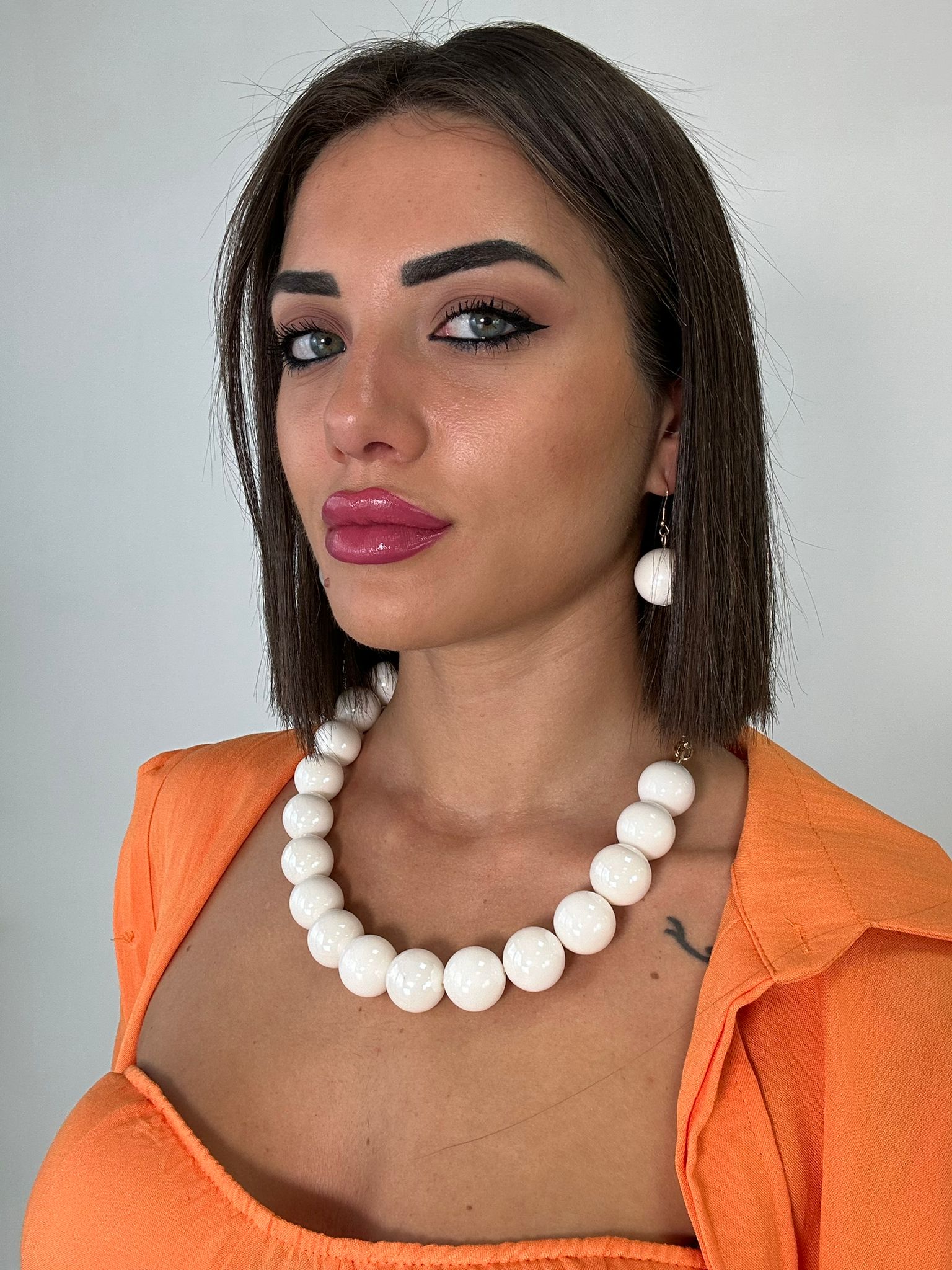 Collana + Orecchini a sfere - Bianco