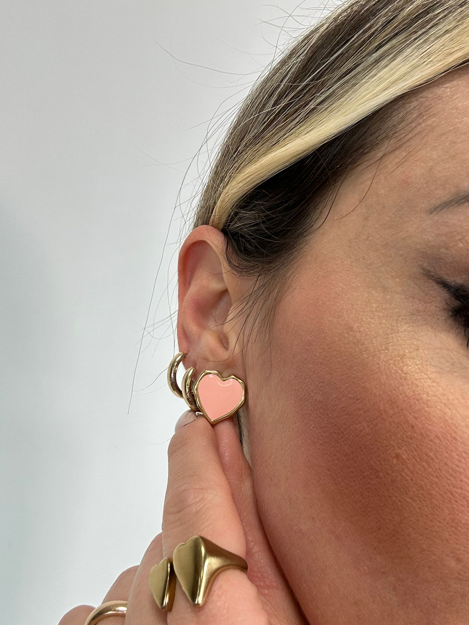 Orecchini a cuore rosa