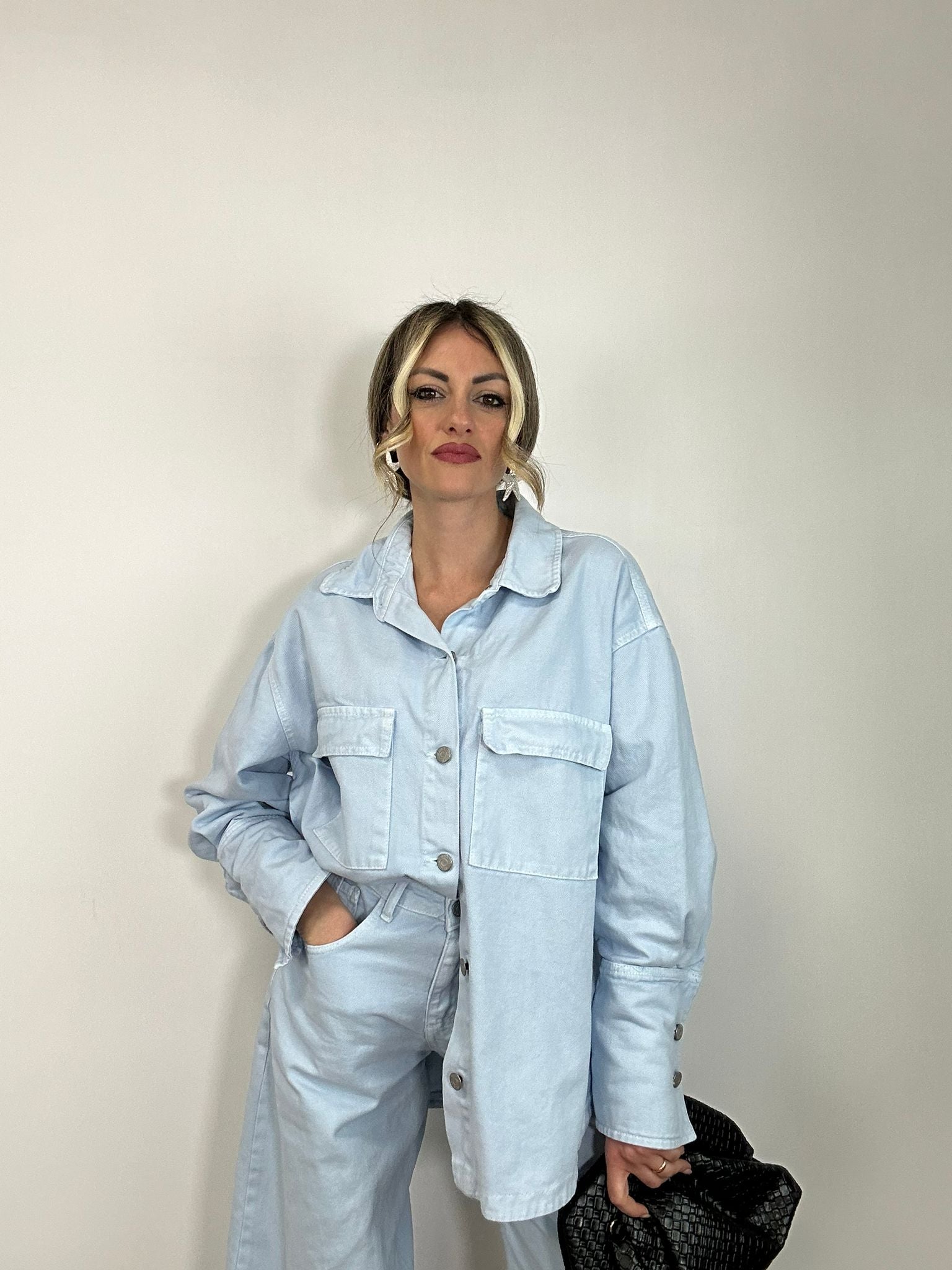 Coordinato di Jeans (Jeans + Camicia) - Lavaggio chiaro