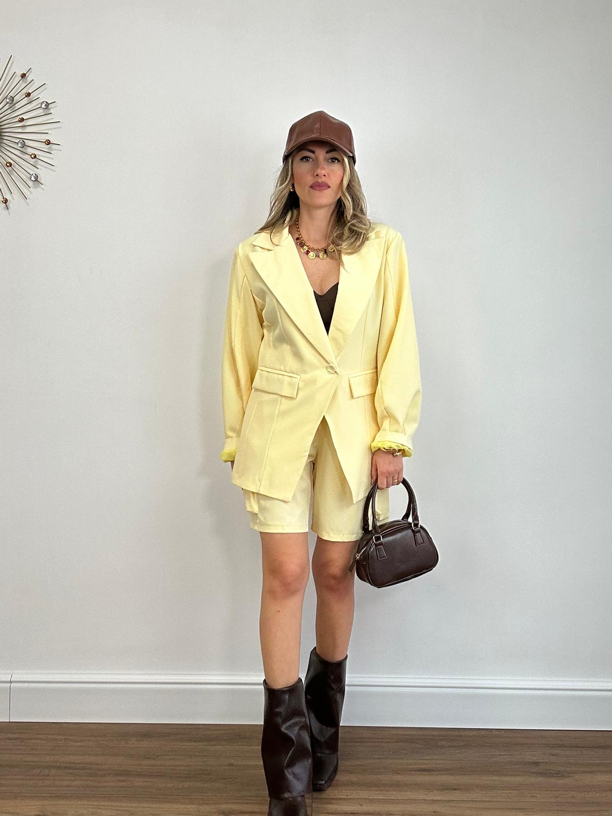 Coordinato (Blazer + Bermuda) Giallo Pastello