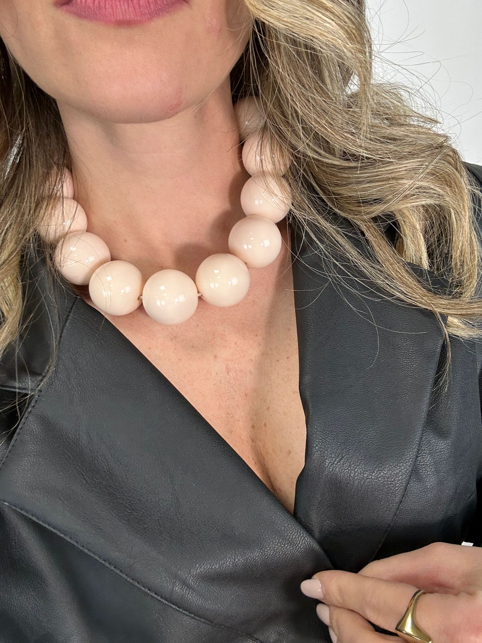 Collana a sfera - Cipria