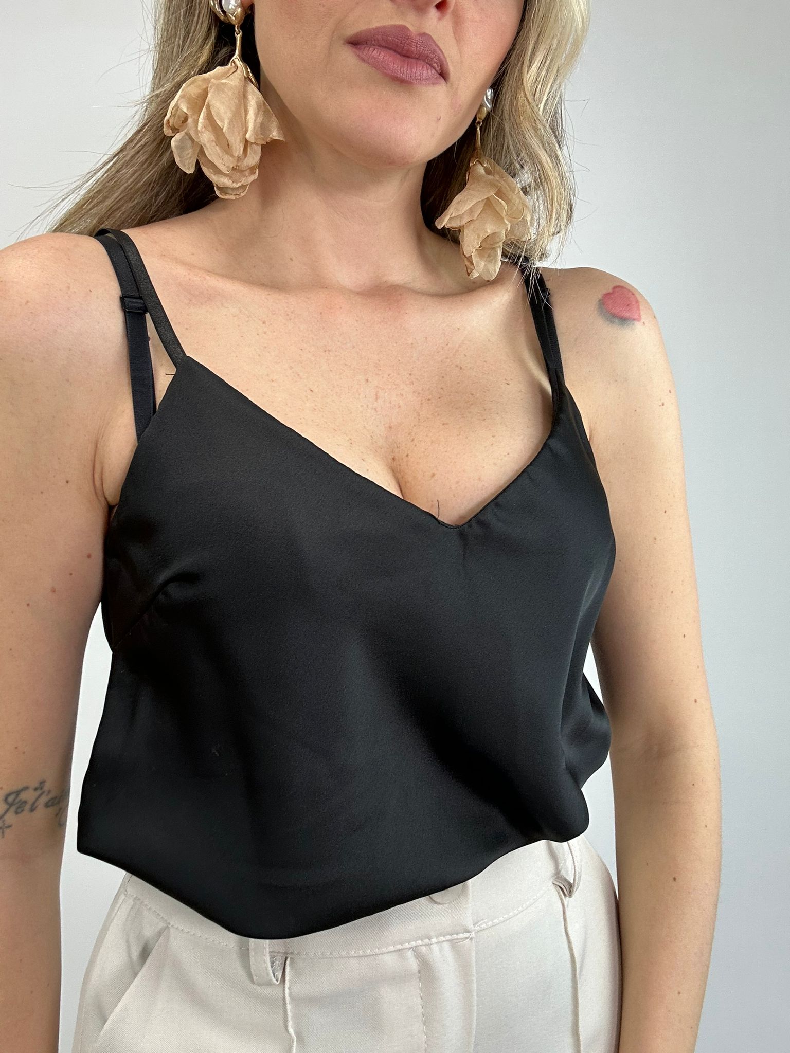 Top con bretelle - Nero