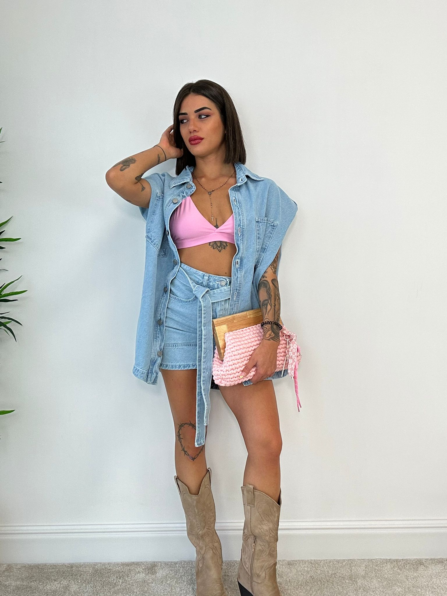 Jeans-Set (ärmellose Jacke + Rock) Helle Waschung