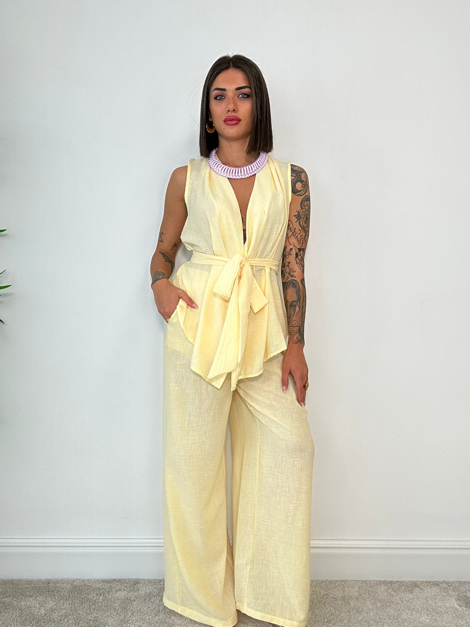 Coordinato Rio (Giacca Smanicata + Pantalone) Giallo