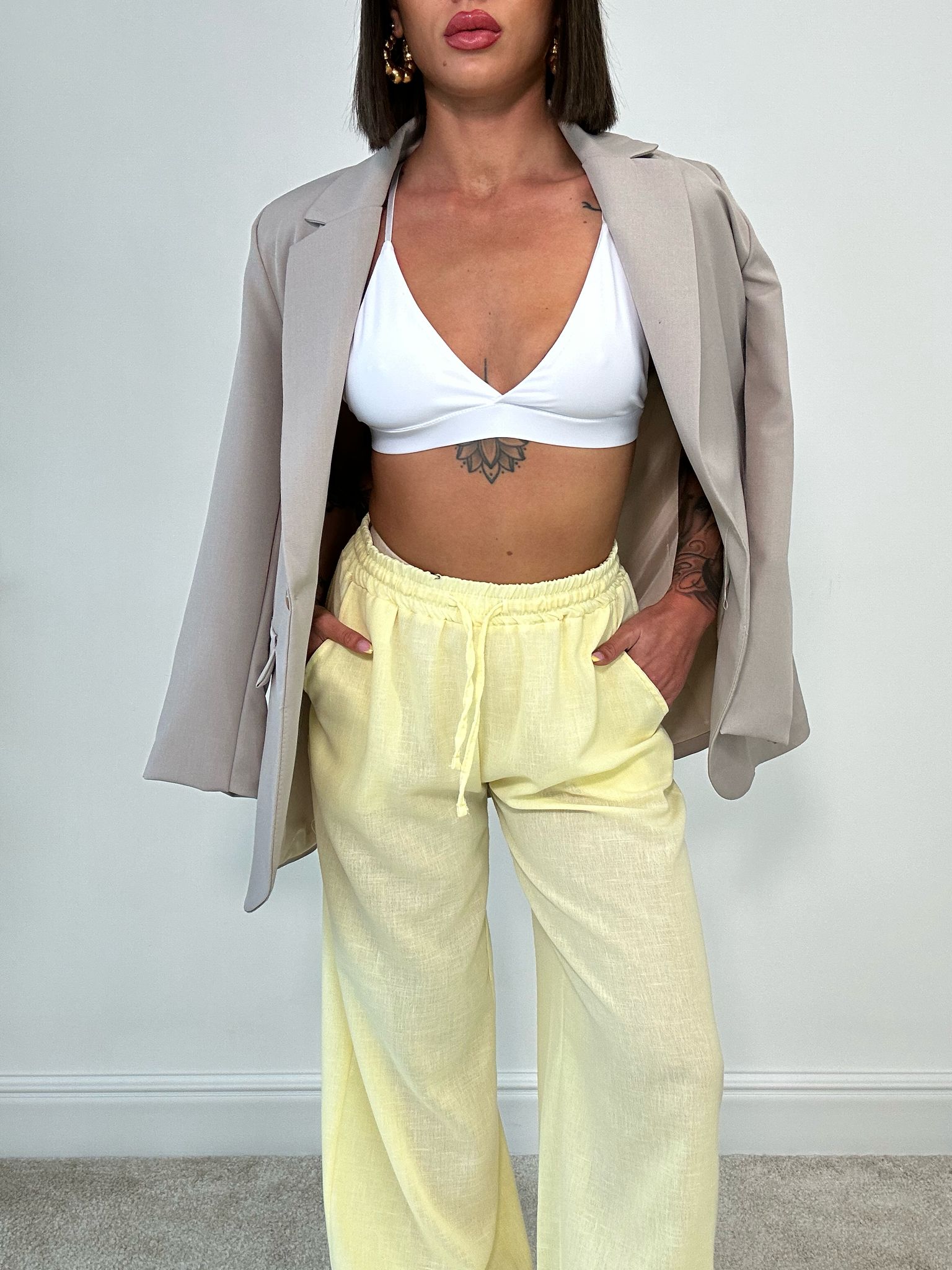 Pantalone in Lino con Laccetti - Giallo