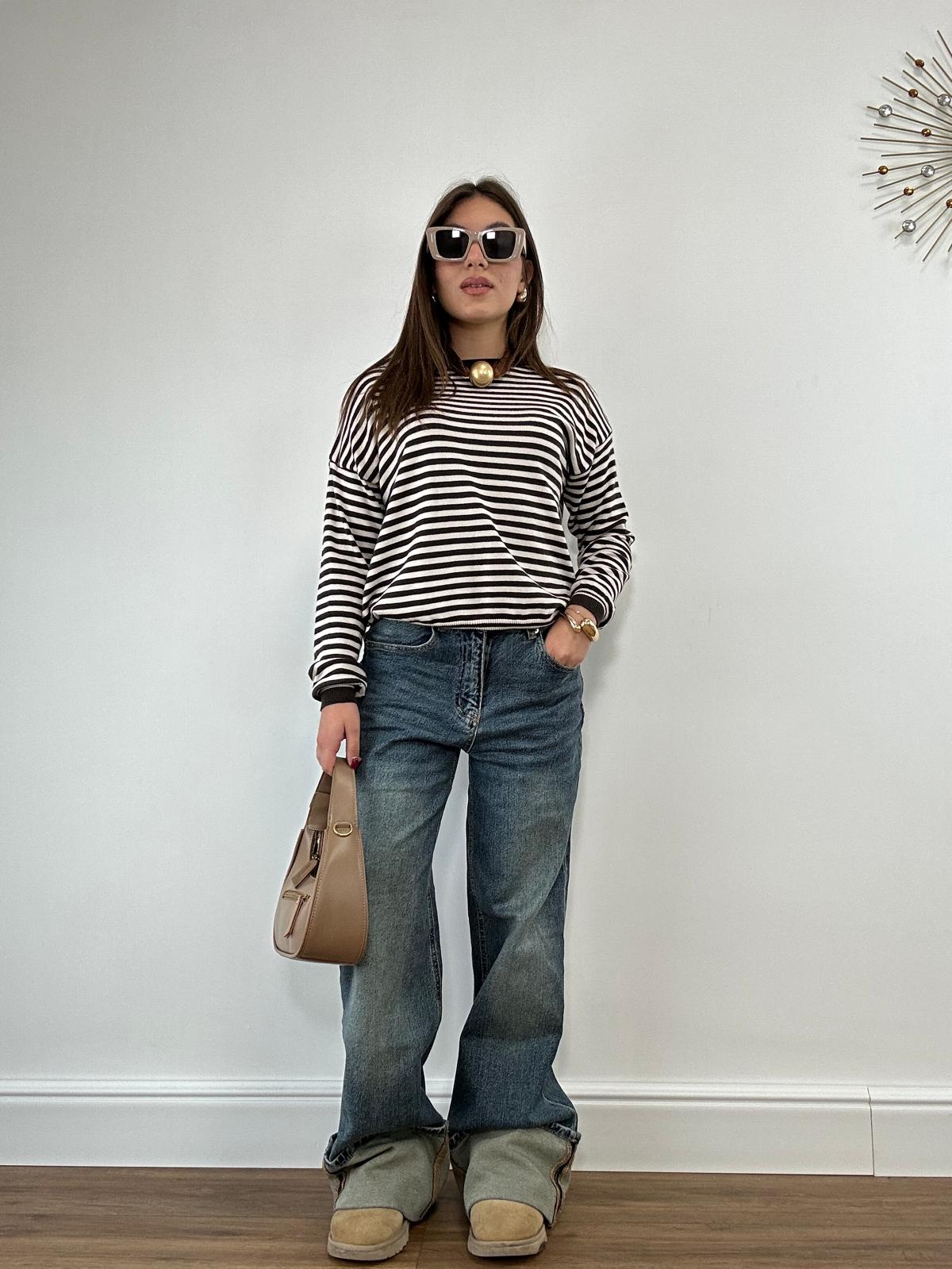 Maglioncino a righe A3214 - Marrone