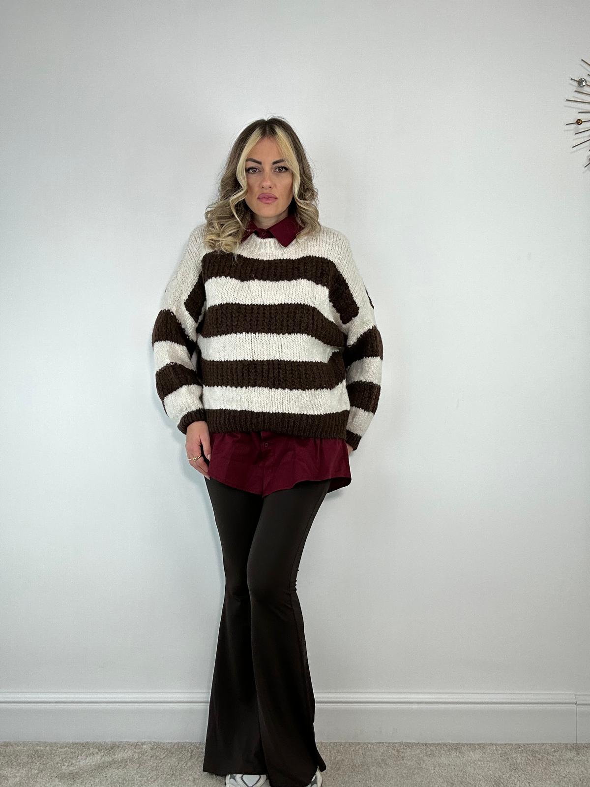 Pantalone a zampa 23500  - Marrone