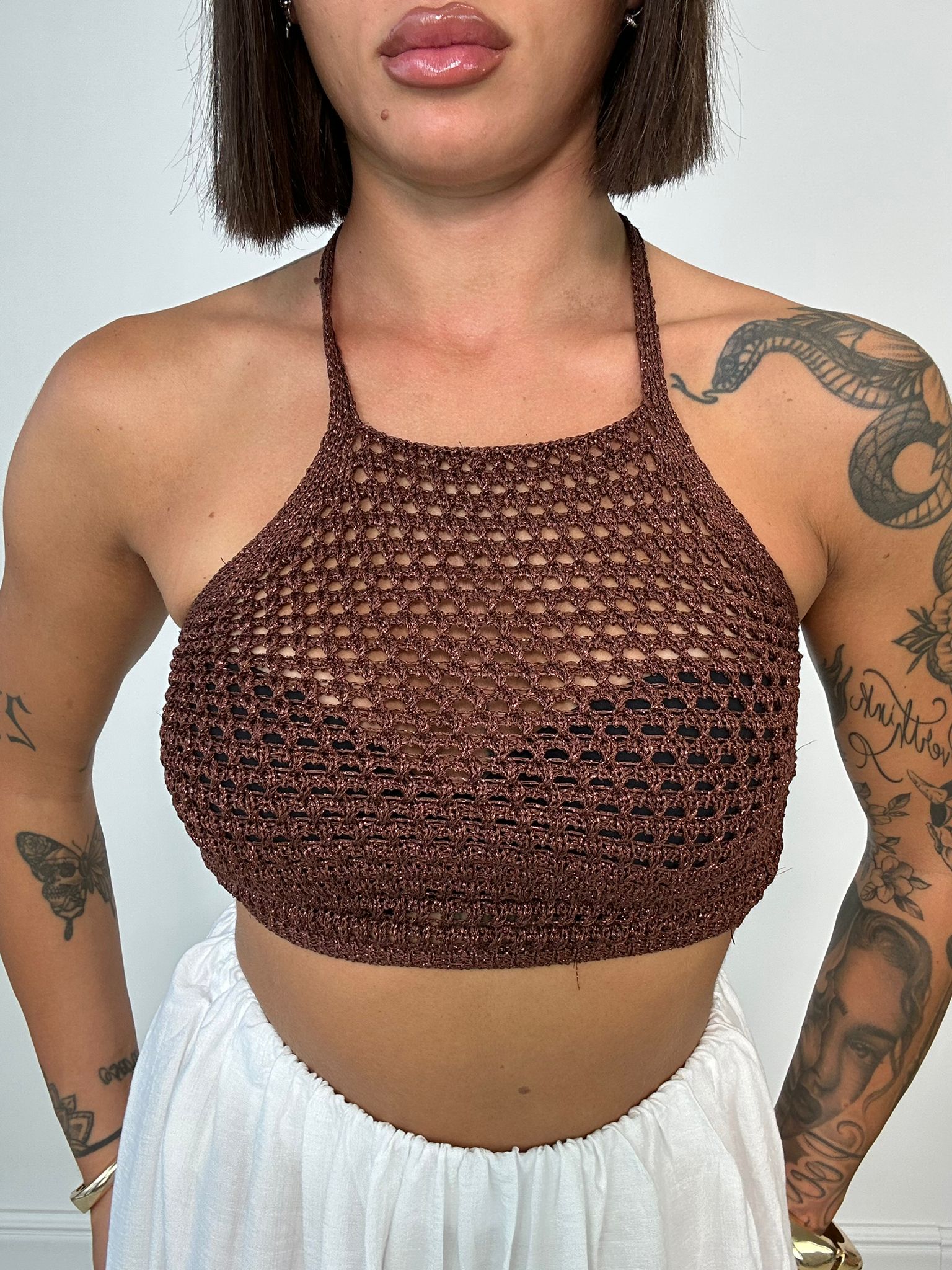 Top in filo traforato - Marrone