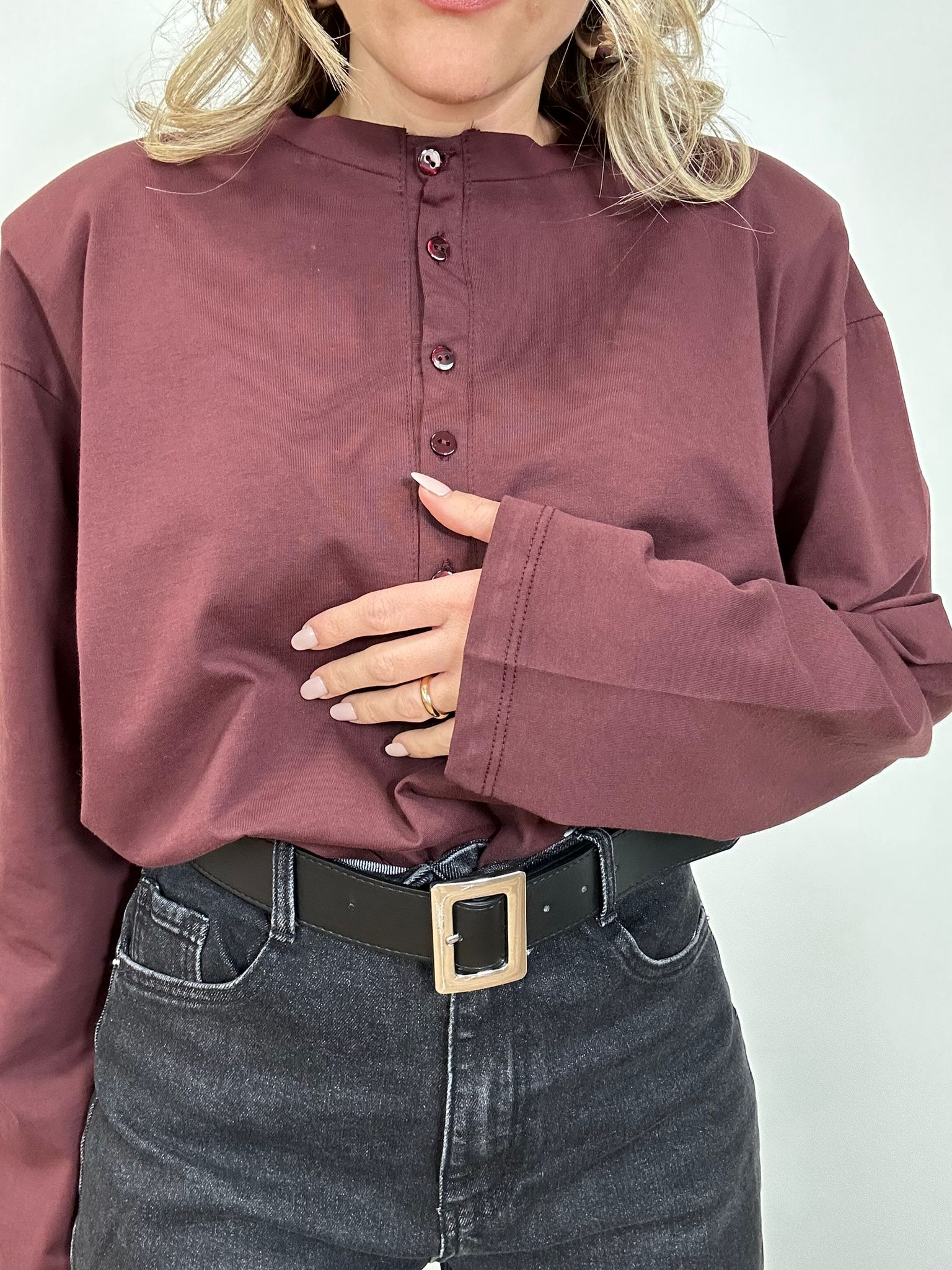 Cintura nera con fibbia argento