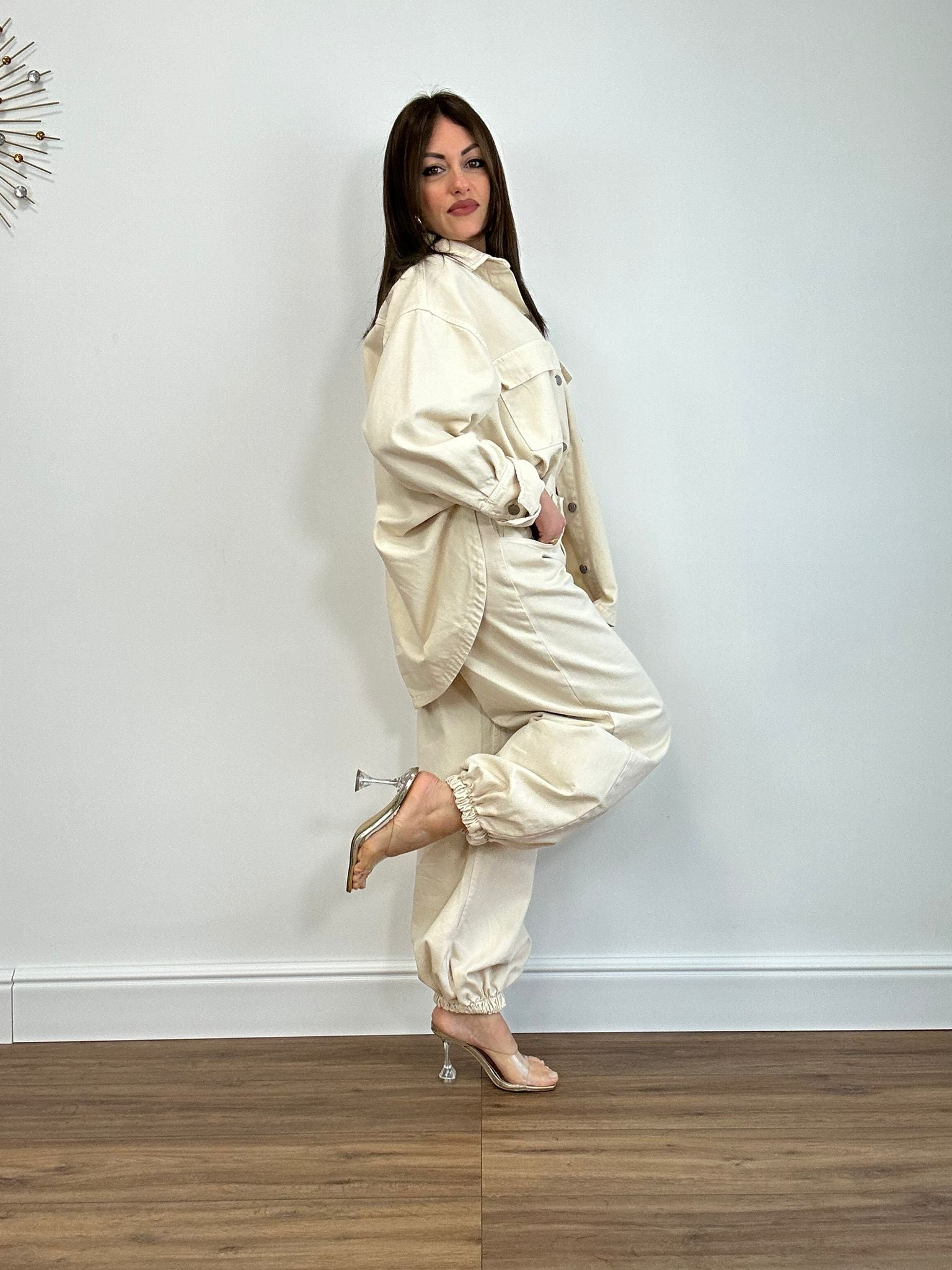 Coordinato di Jeans (Jeans + Camicia) - Beige