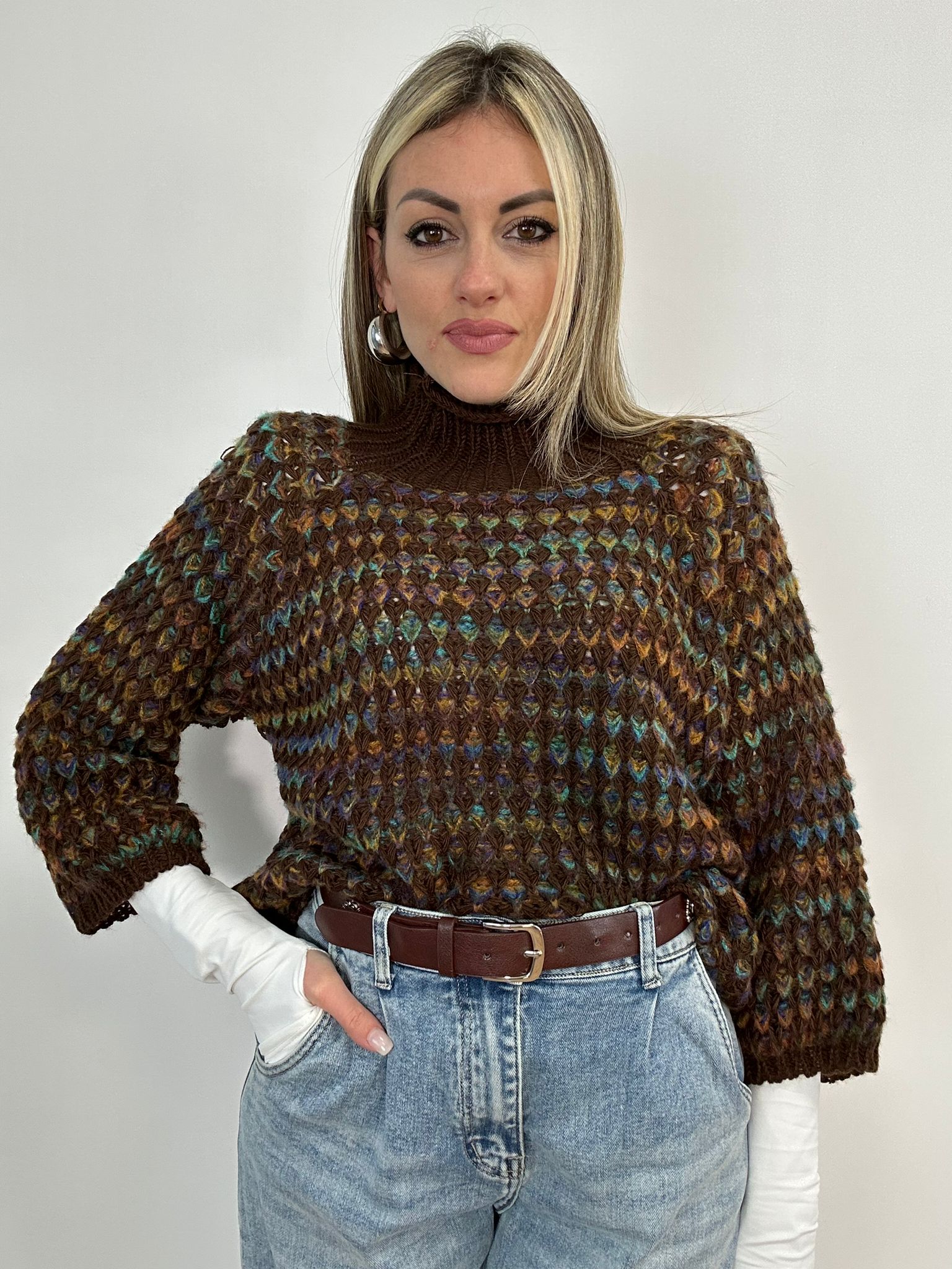 Maglione 137 - Fondo Marrone