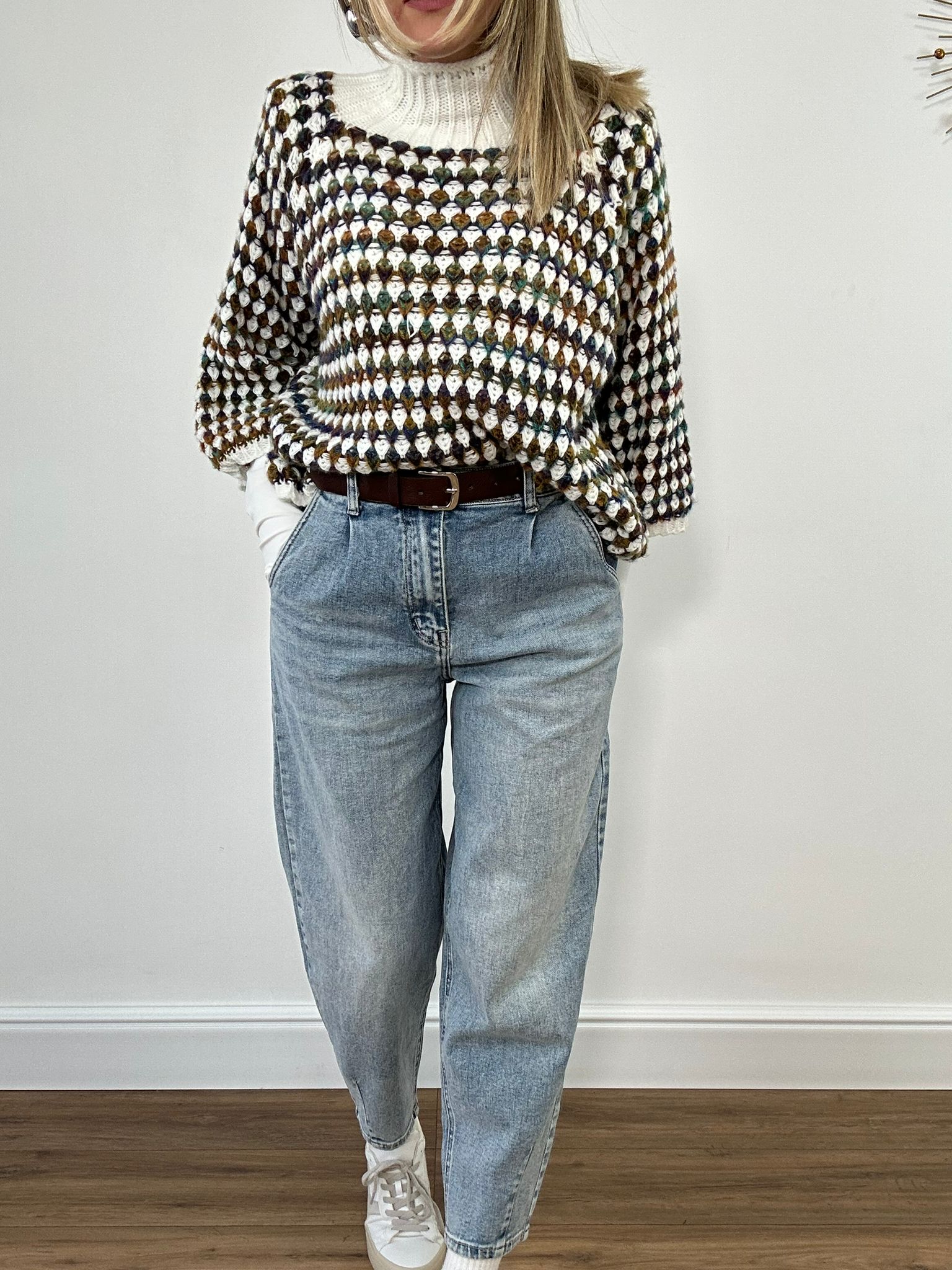 Maglione 137 - Fondo Bianco