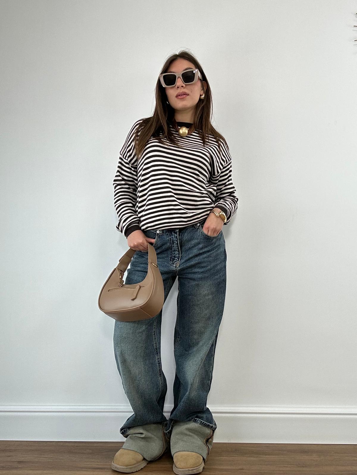 Maglioncino a righe A3214 - Marrone