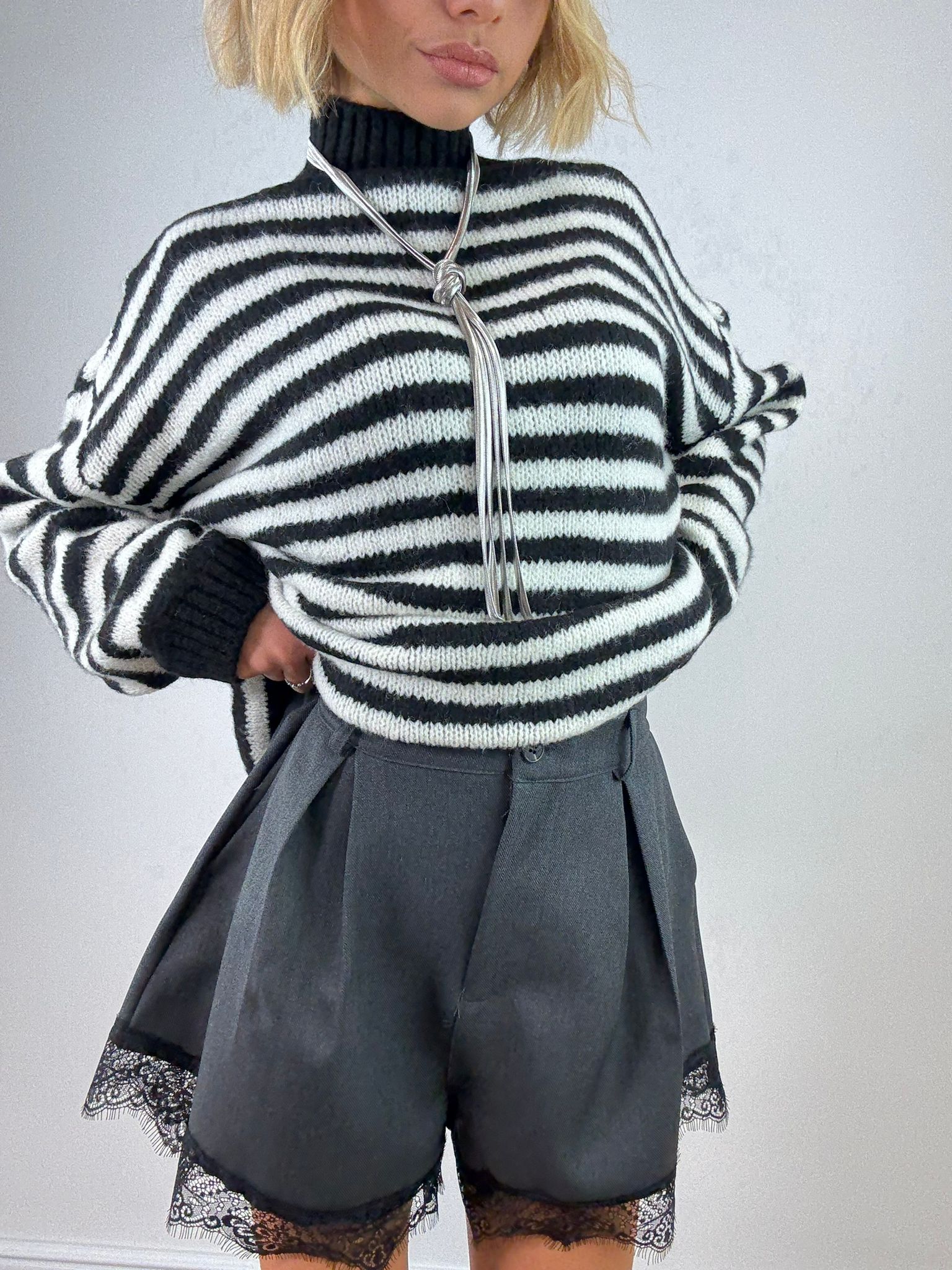 Pantaloncino M13380 - Grigio