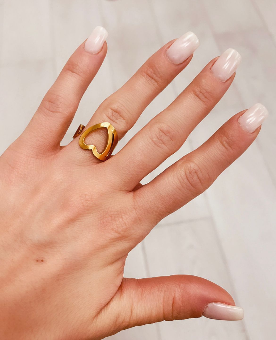 Bague avec coeur doré