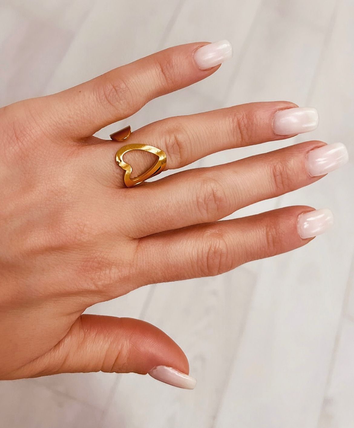 Bague avec coeur doré